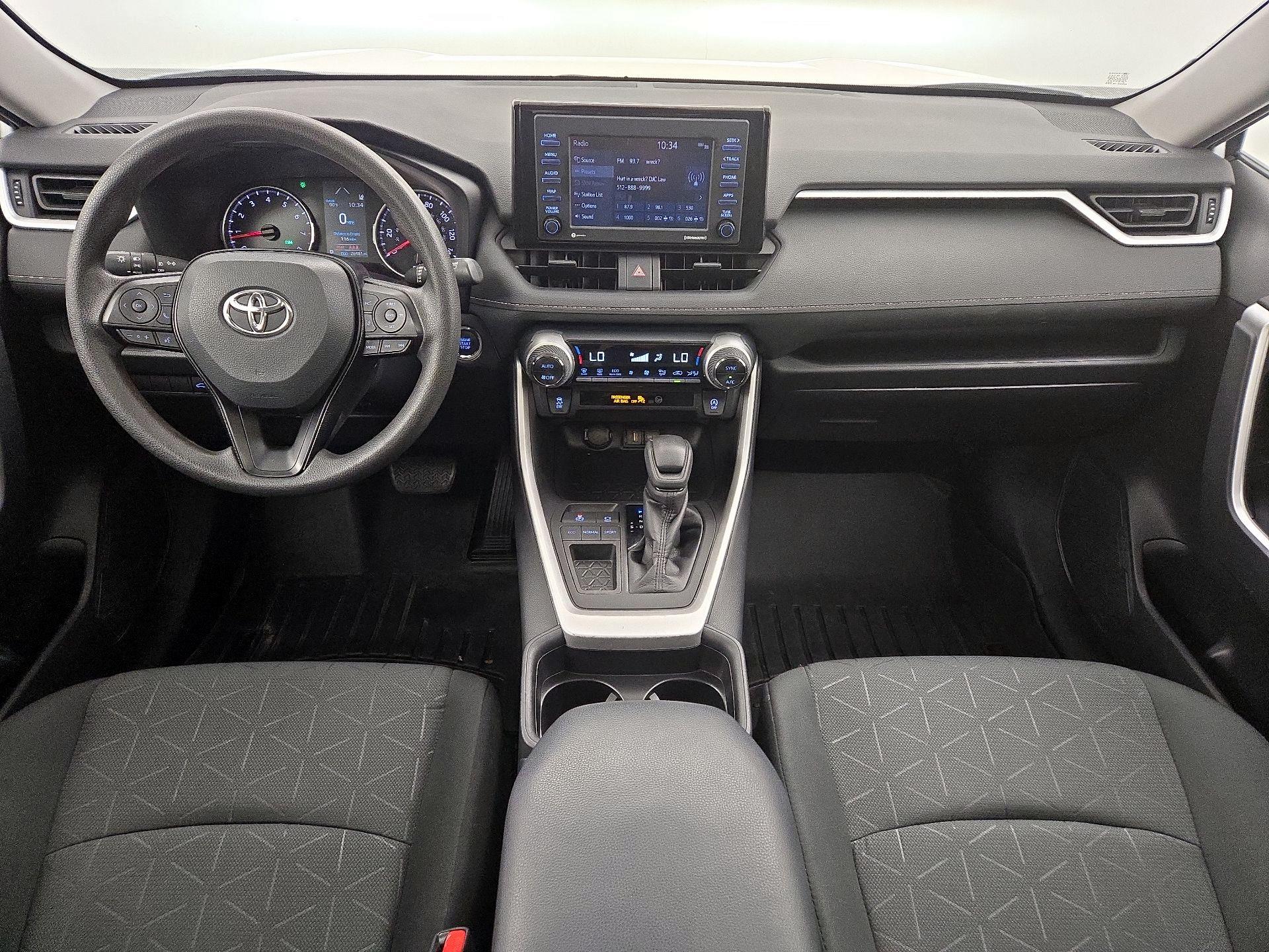 Thumbnail: 2021 Toyota RAV4 - 9