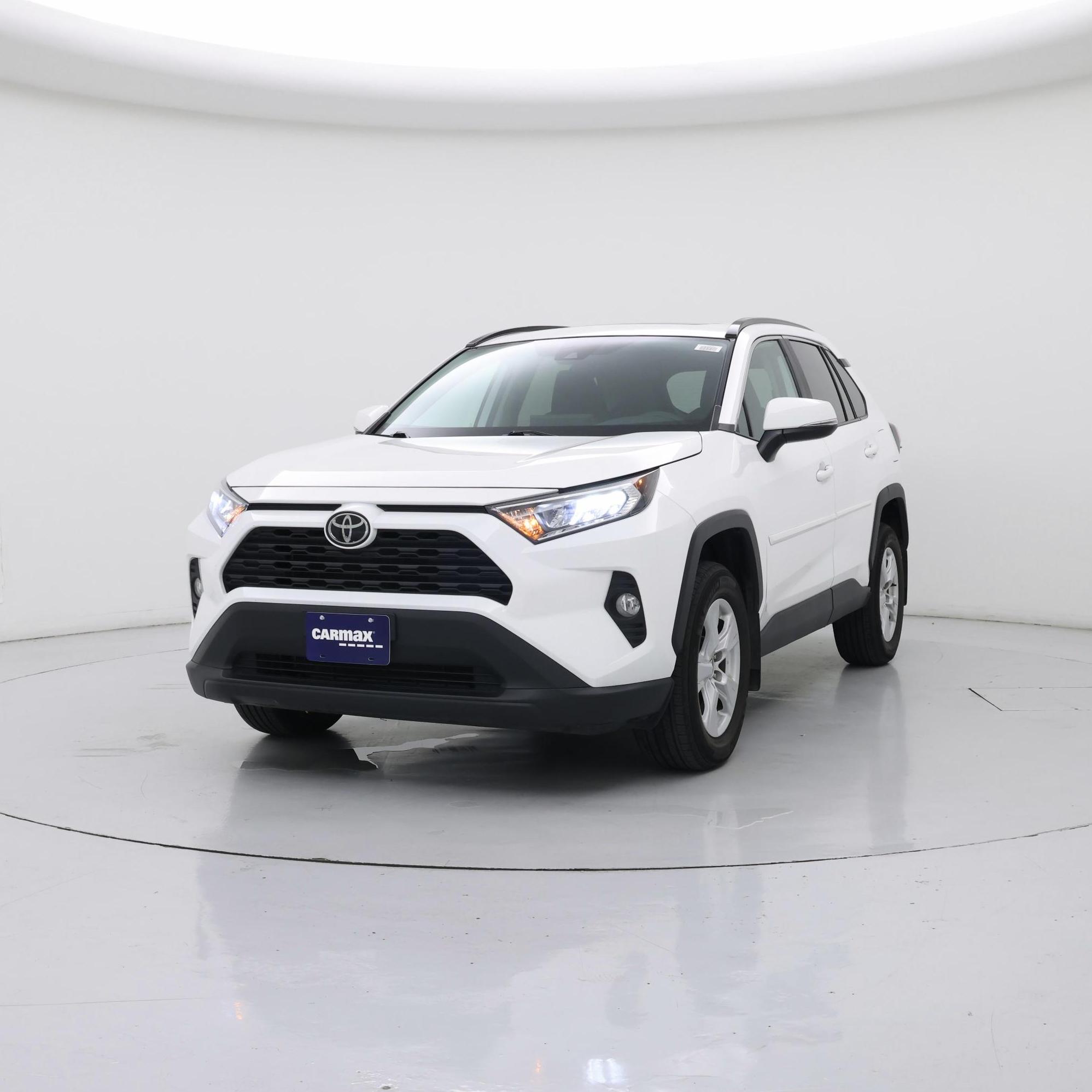 Thumbnail: 2021 Toyota RAV4 - 4