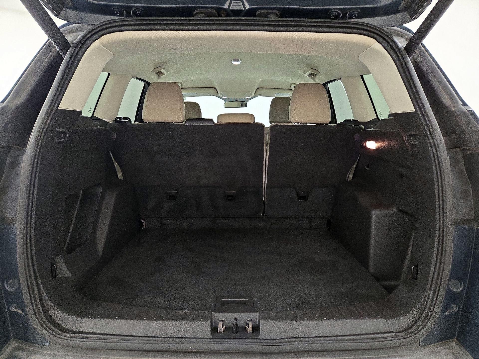 Thumbnail: 2019 Ford Escape - 20