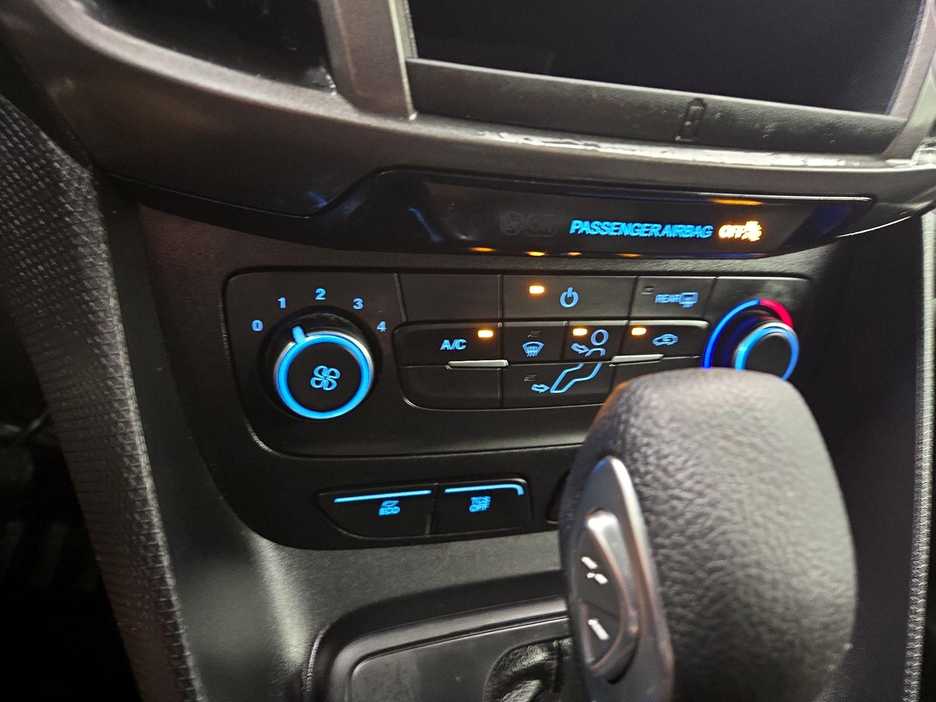 Thumbnail: 2020 Ford Transit Series - 16