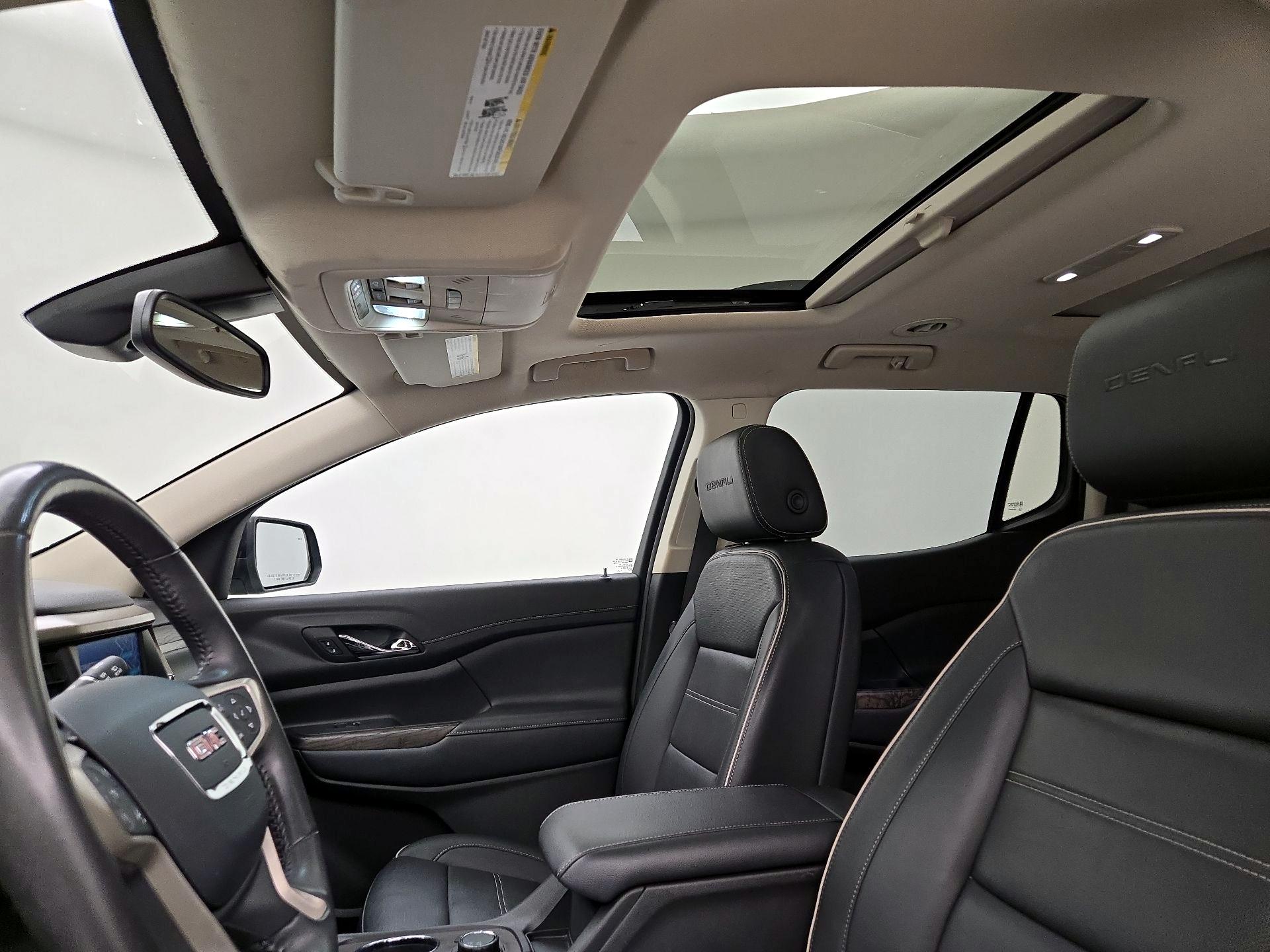 Thumbnail: 2022 GMC Acadia - 19