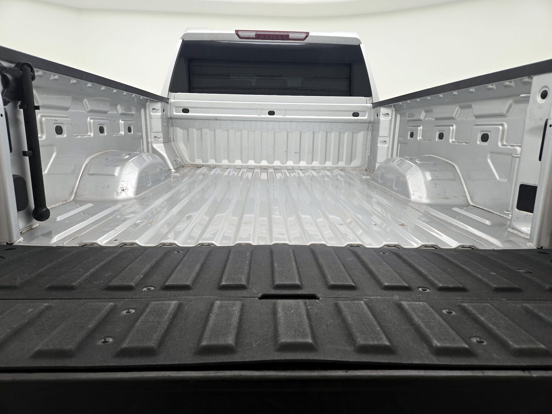 Thumbnail: 2022 Chevrolet Silverado 2500 - 20