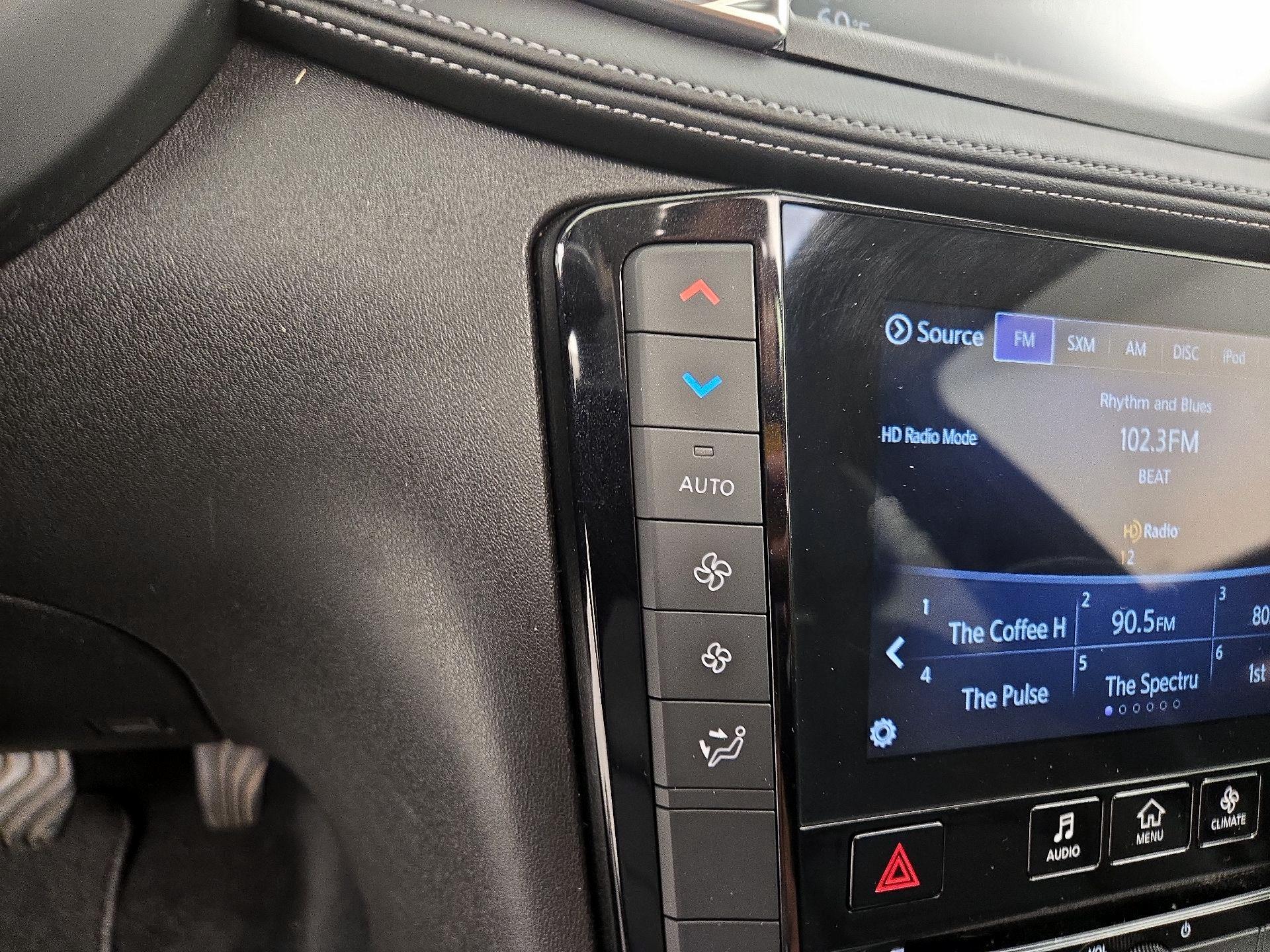 Thumbnail: 2019 INFINITI QX50 - 16