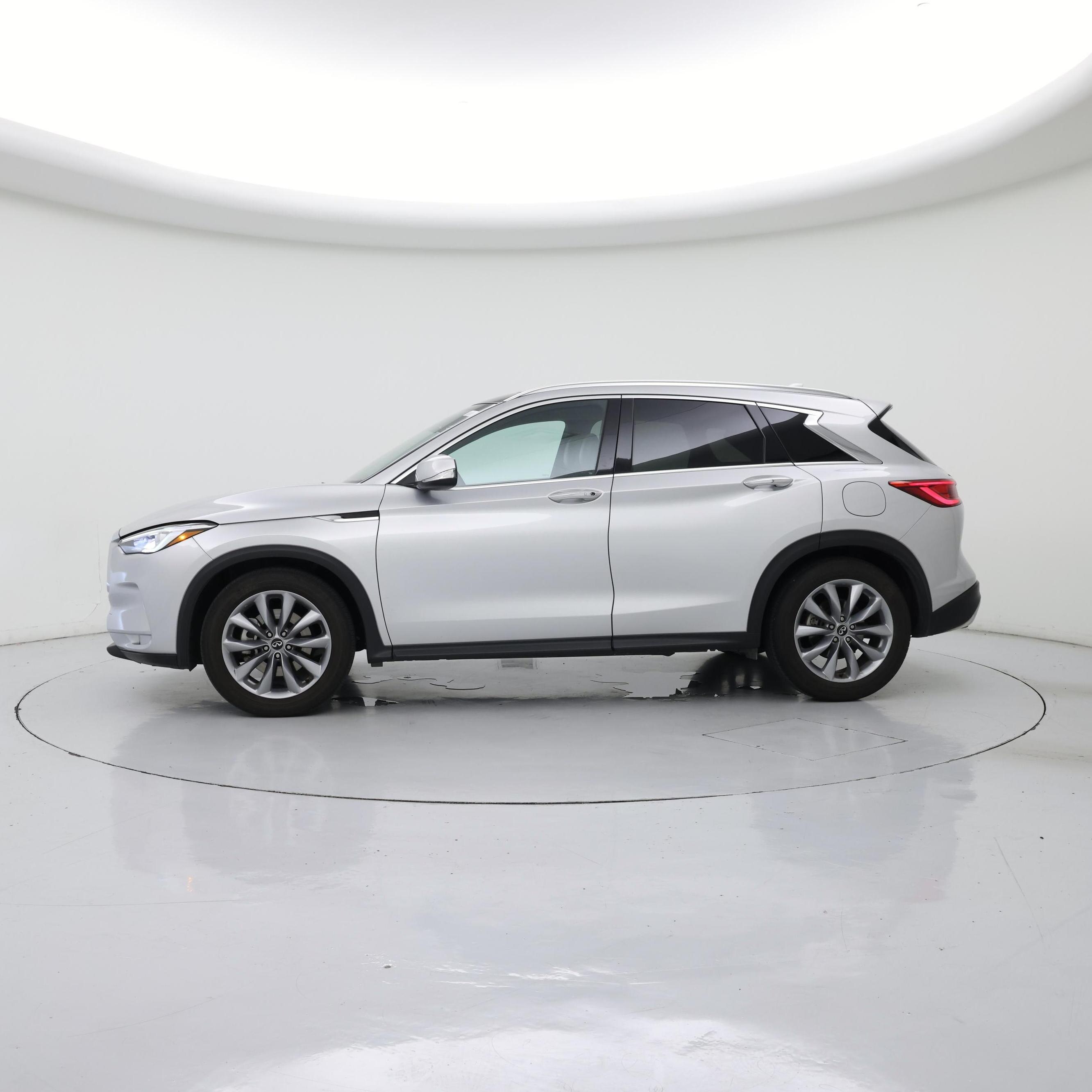 Thumbnail: 2019 INFINITI QX50 - 3