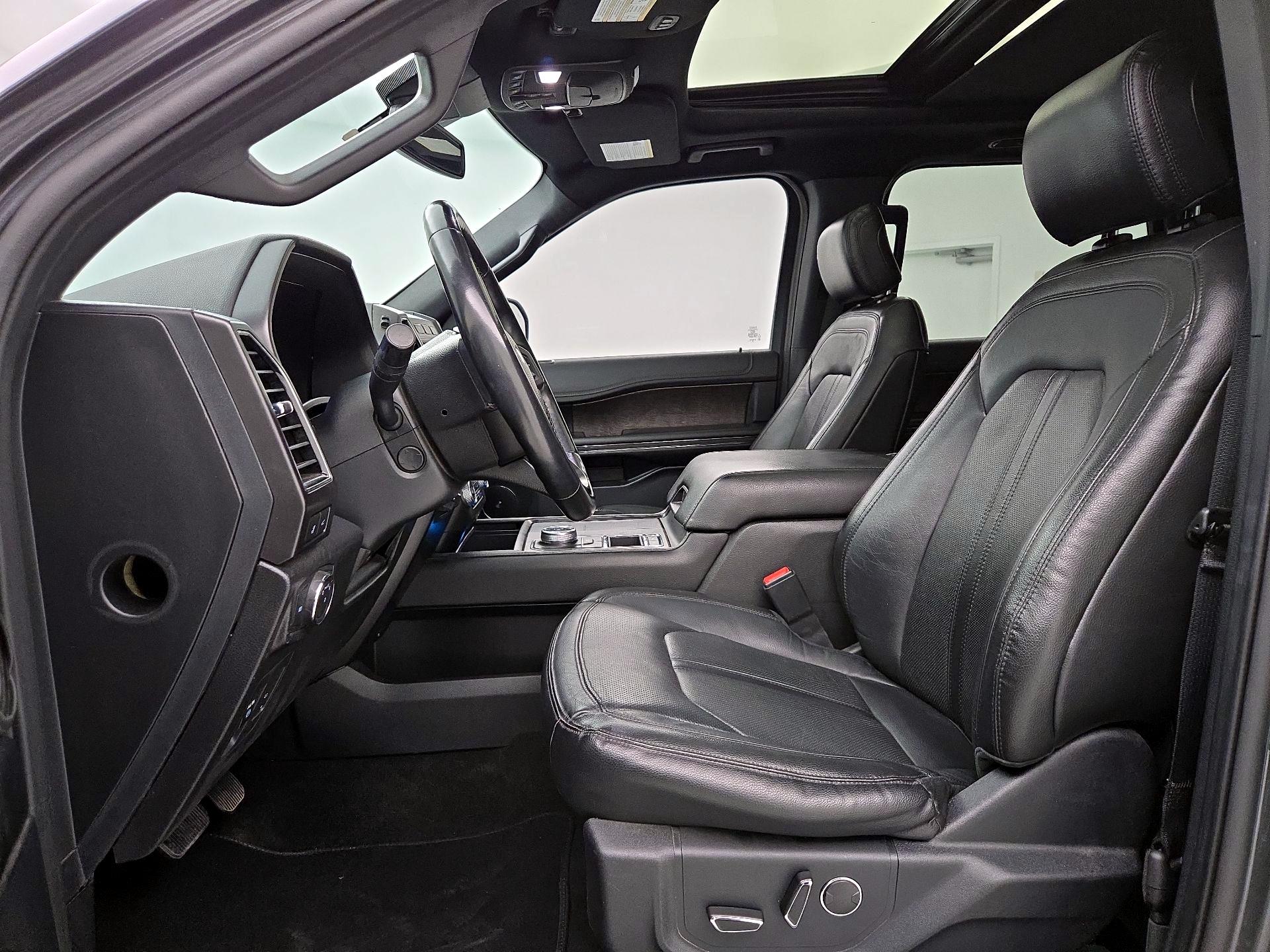 Thumbnail: 2020 Ford Expedition - 11