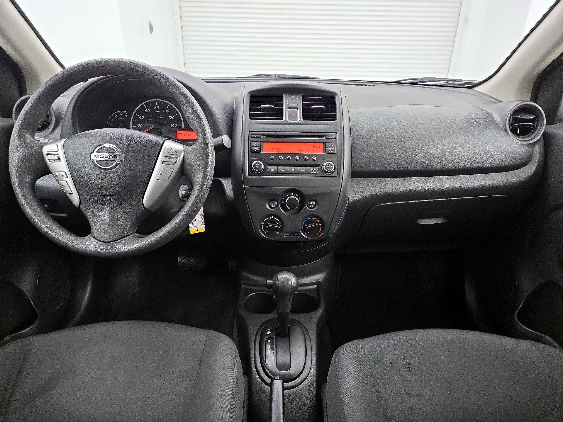 Thumbnail: 2016 Nissan Versa - 9