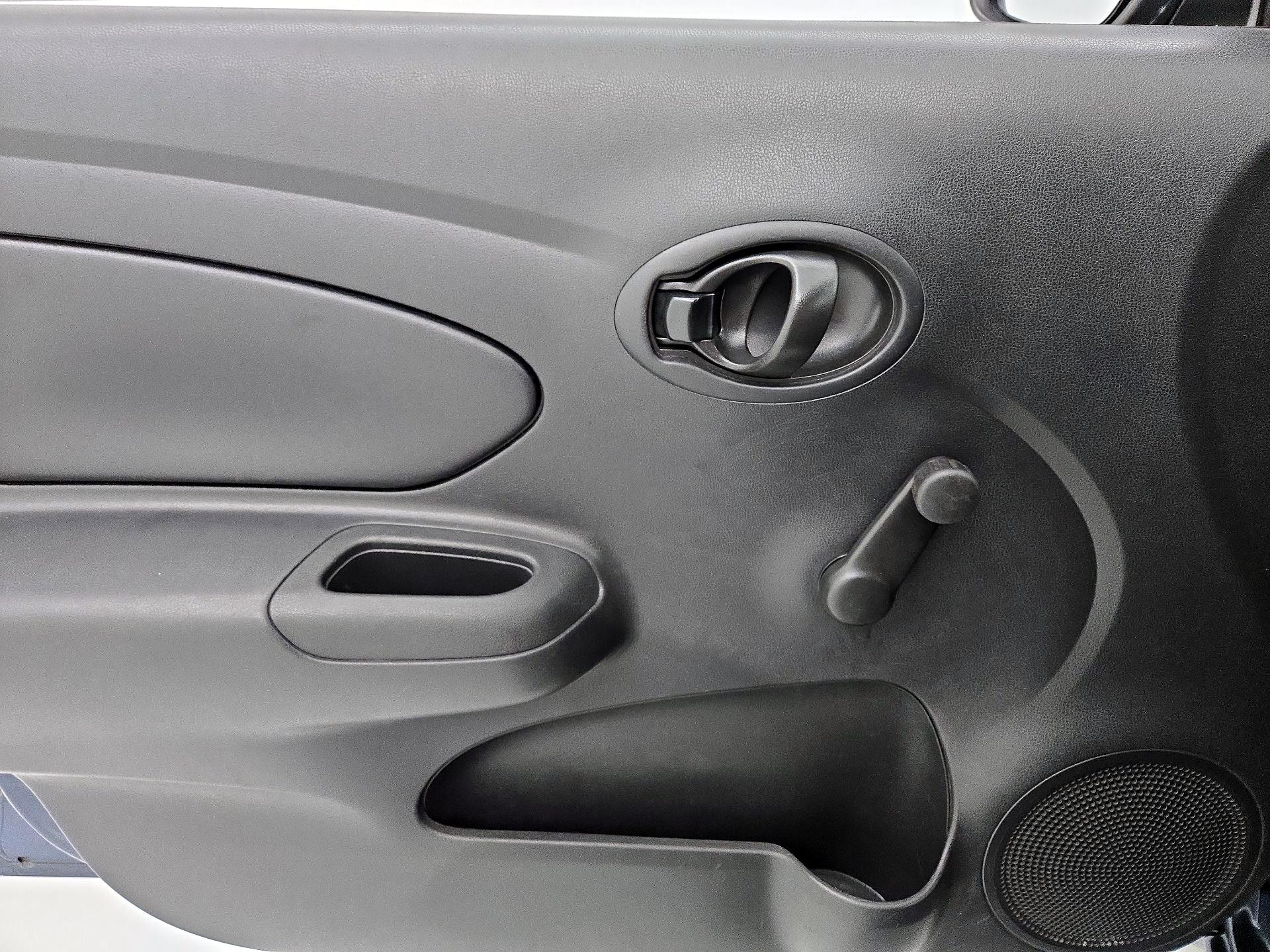 Thumbnail: 2016 Nissan Versa - 12