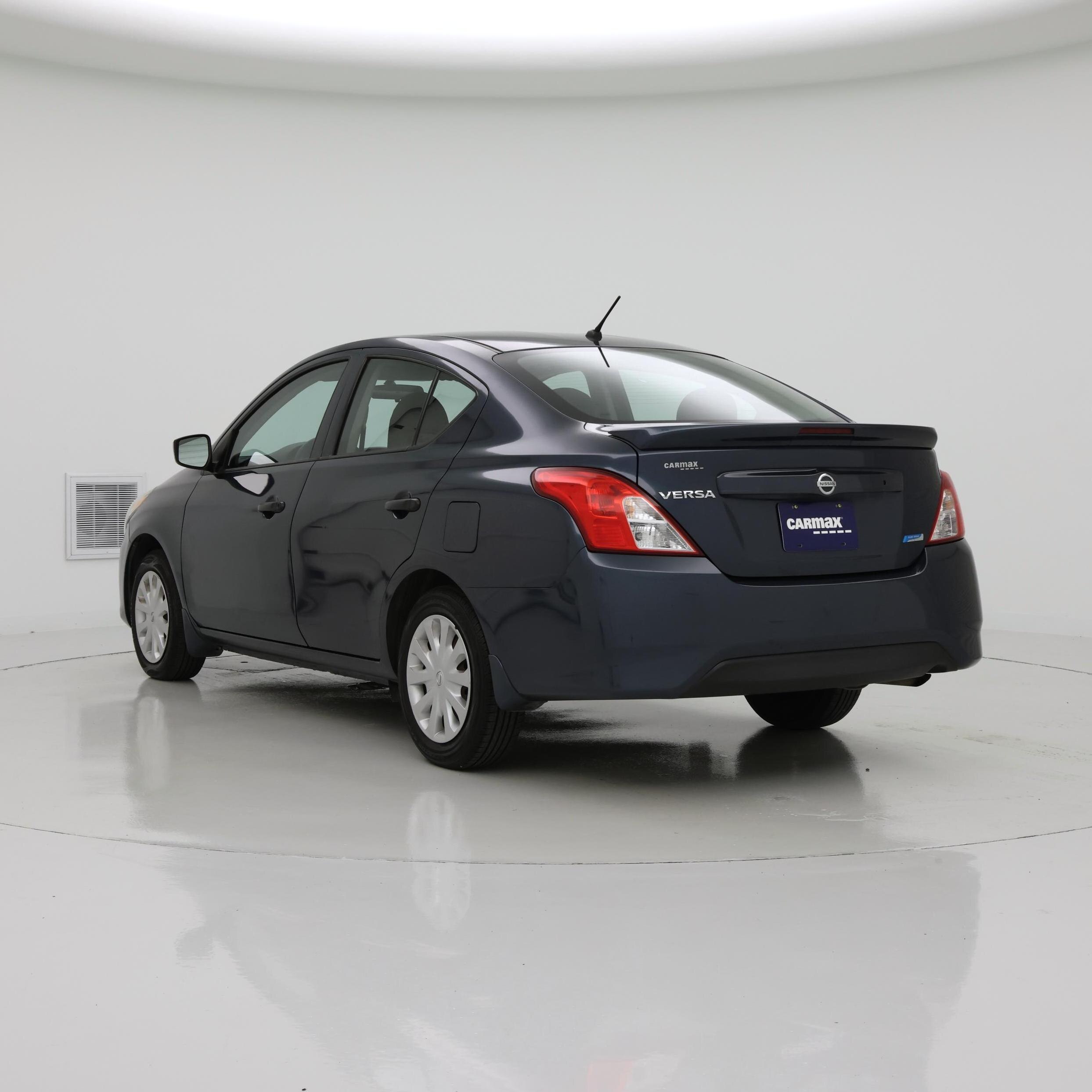 Thumbnail: 2016 Nissan Versa - 2