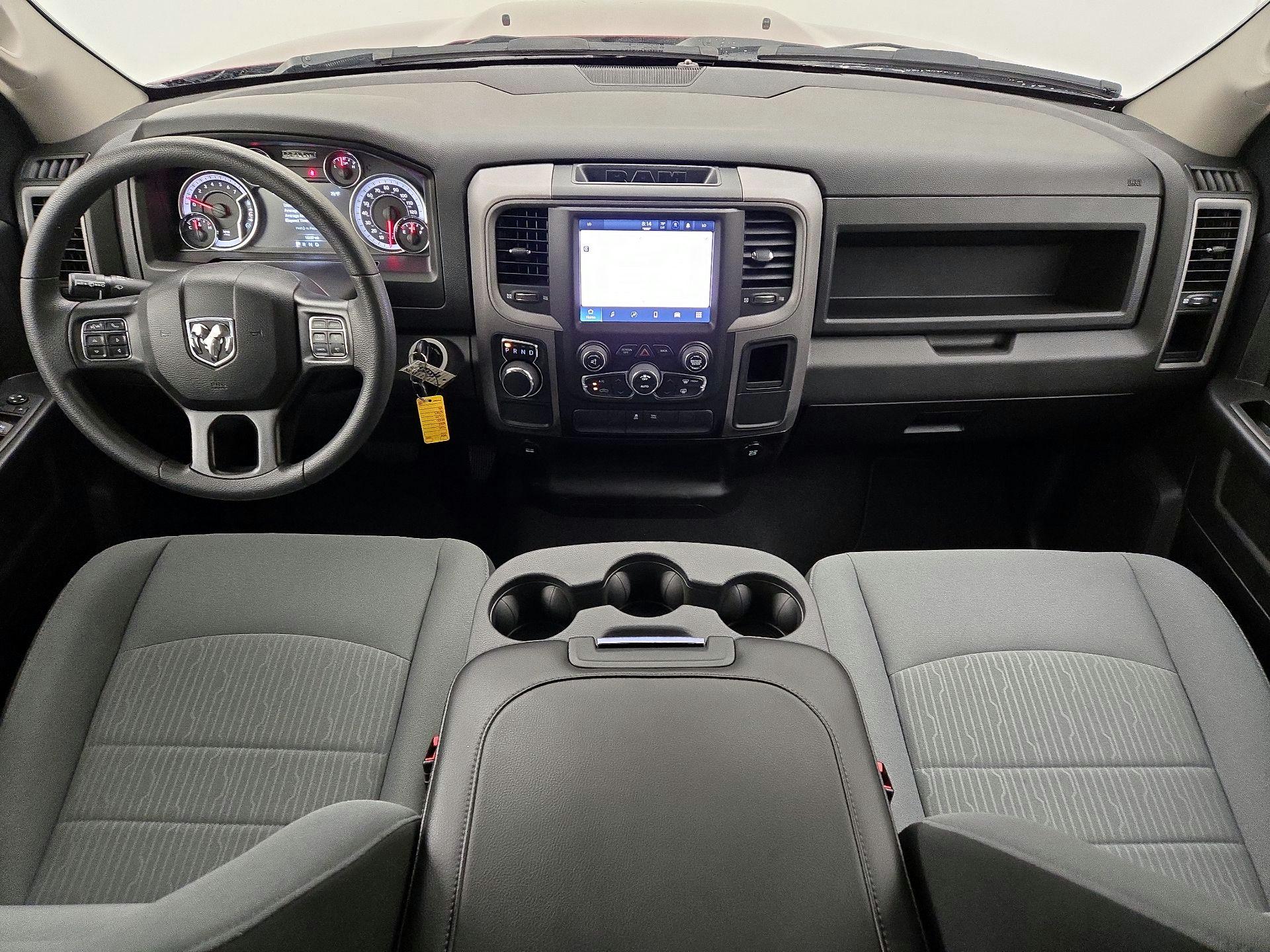 Thumbnail: 2022 RAM 1500 Classic - 9