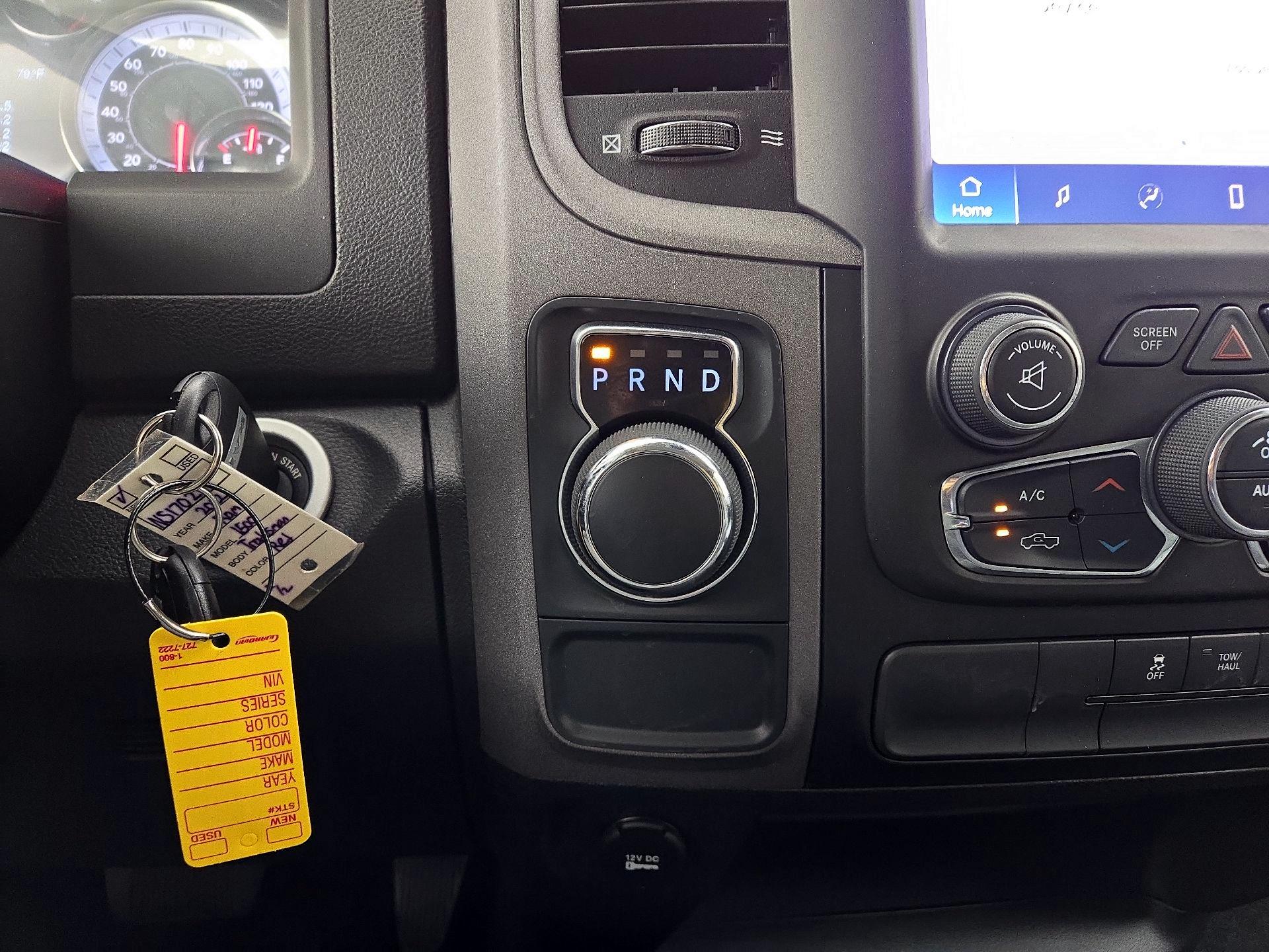 Thumbnail: 2022 RAM 1500 Classic - 17