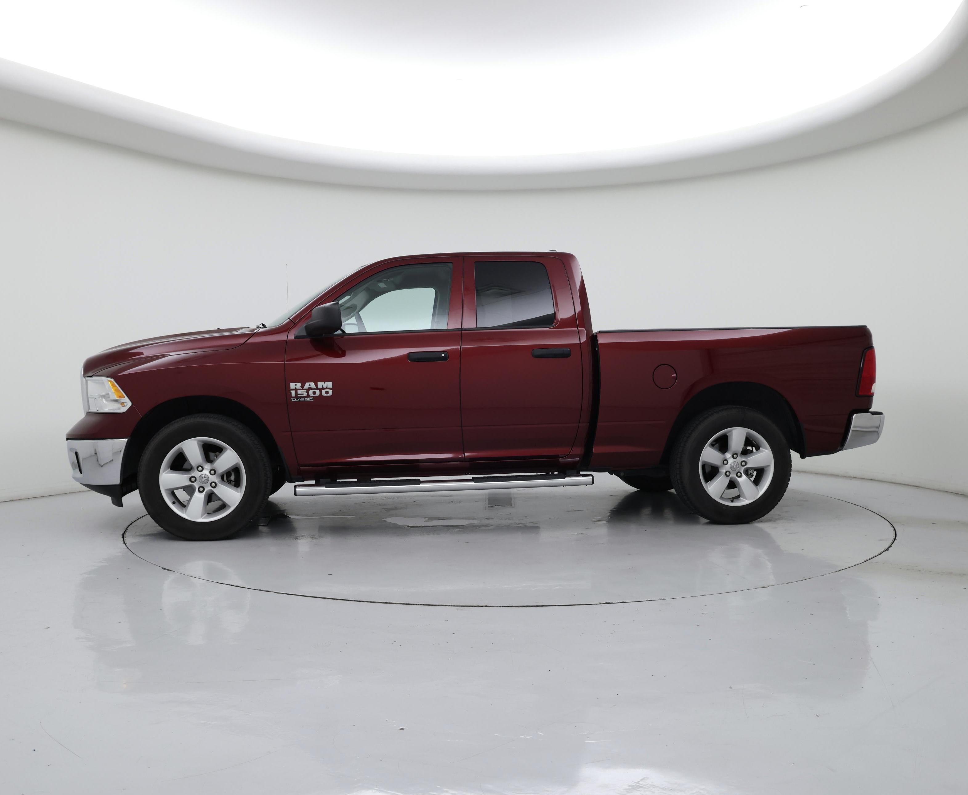 Thumbnail: 2022 RAM 1500 Classic - 3