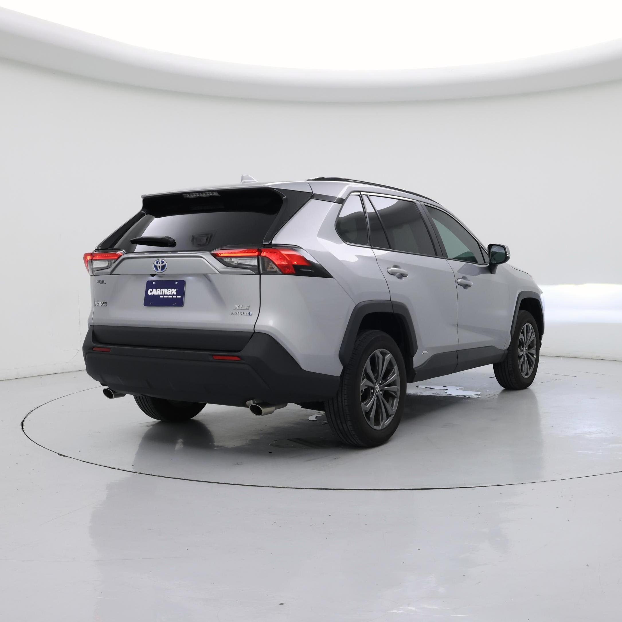 Thumbnail: 2022 Toyota RAV4 - 8