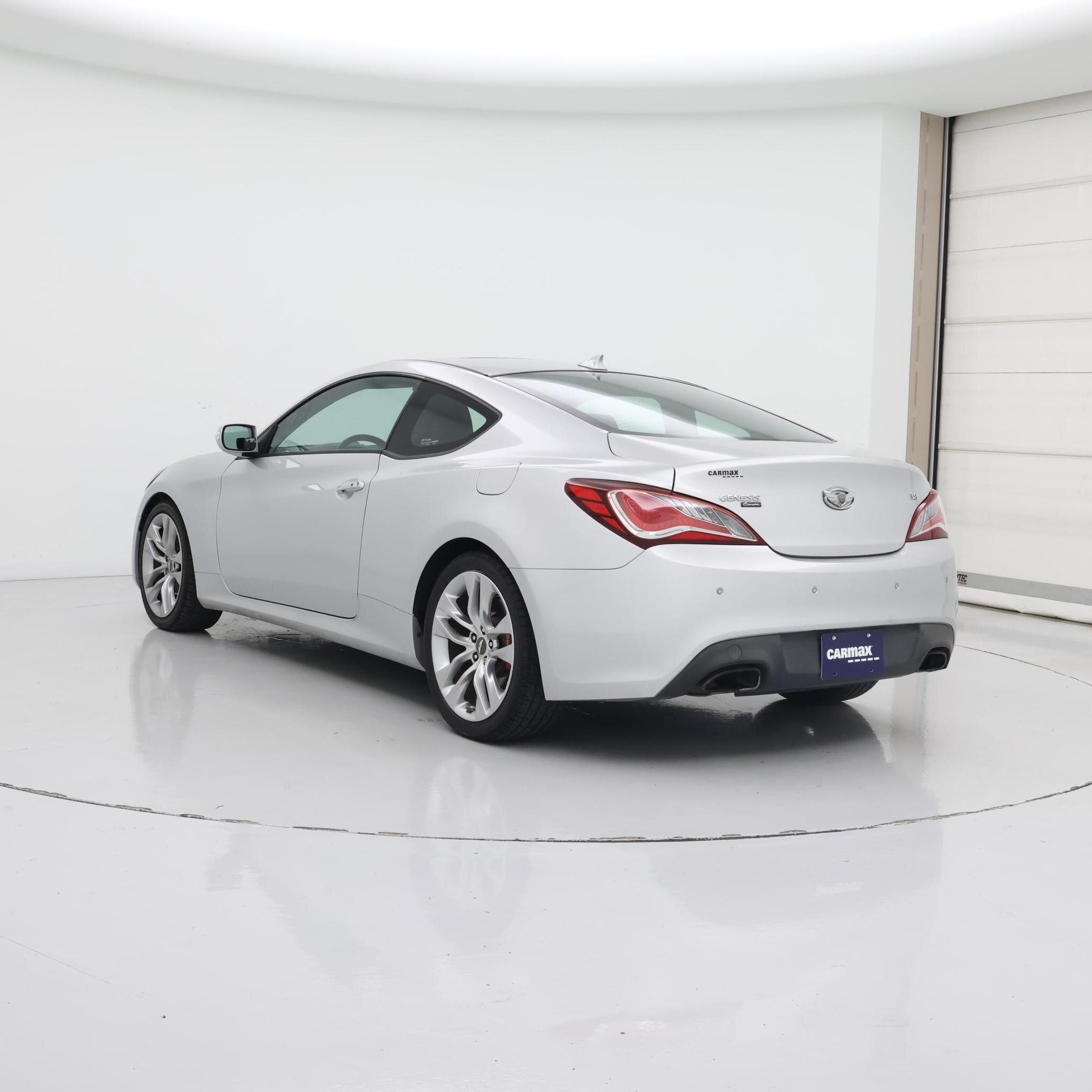 Thumbnail: 2015 Hyundai Genesis - 2