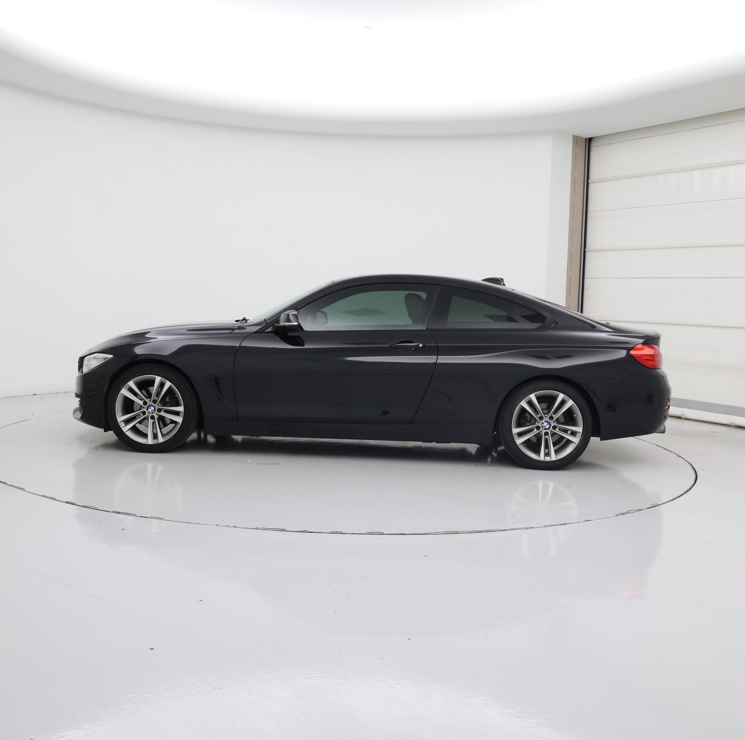 Thumbnail: 2016 BMW 4 Series - 3