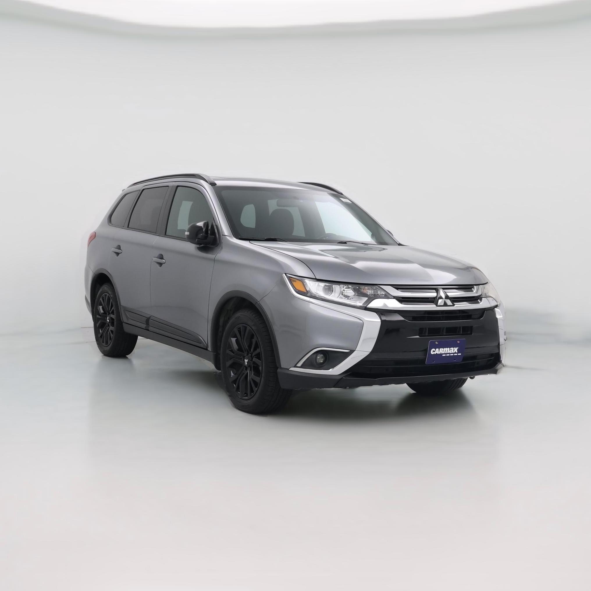 Thumbnail: 2018 Mitsubishi Outlander - 1