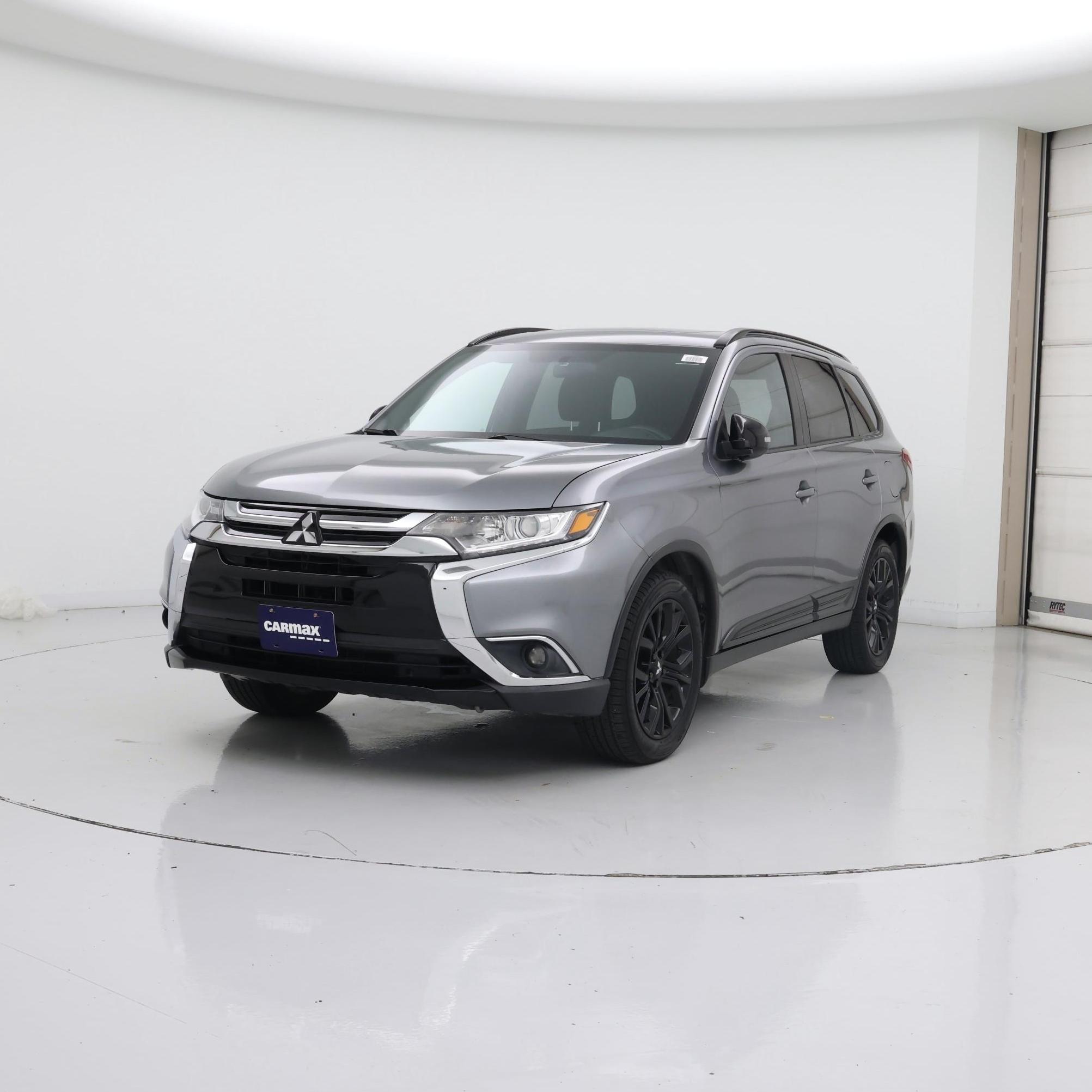 Thumbnail: 2018 Mitsubishi Outlander - 4
