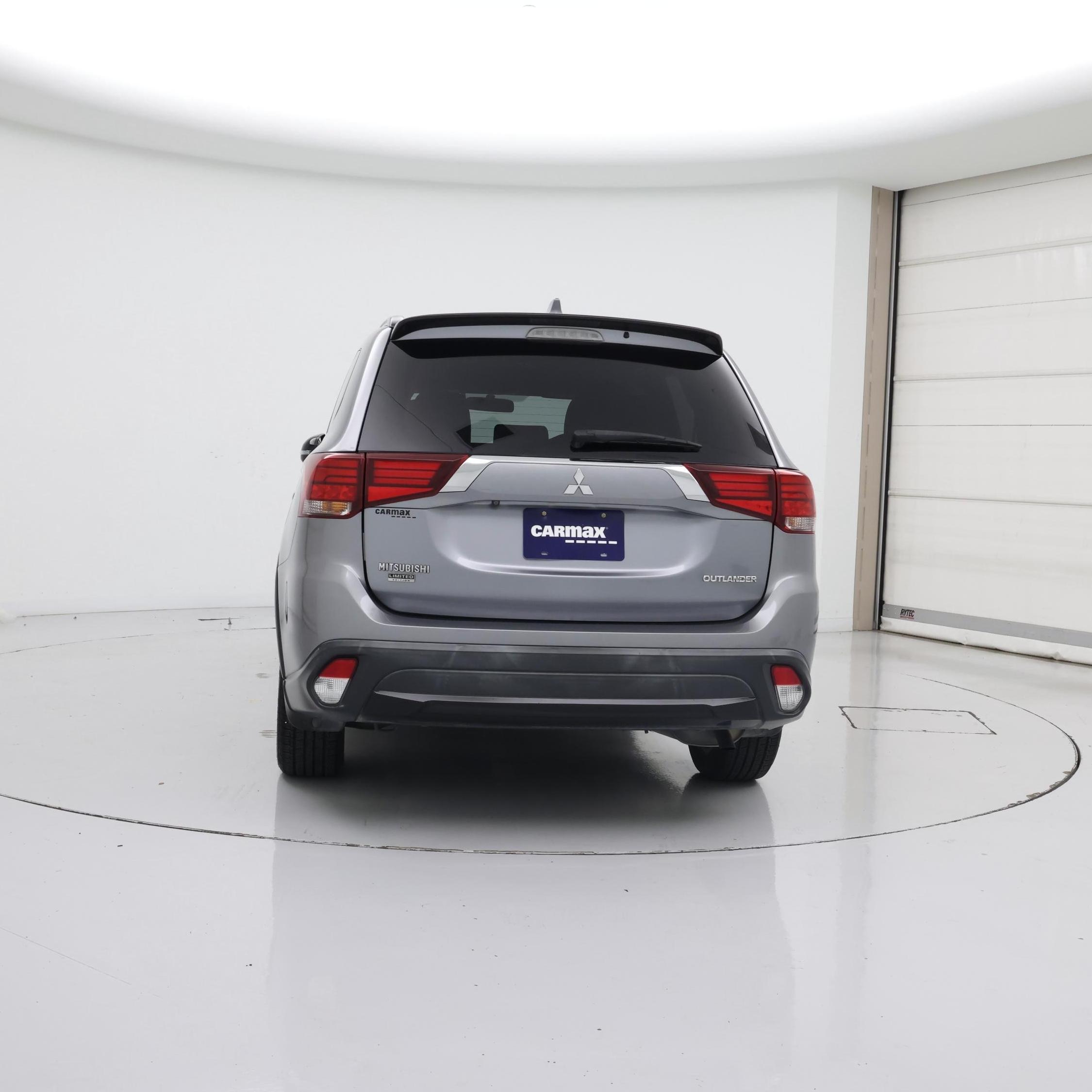 Thumbnail: 2018 Mitsubishi Outlander - 6