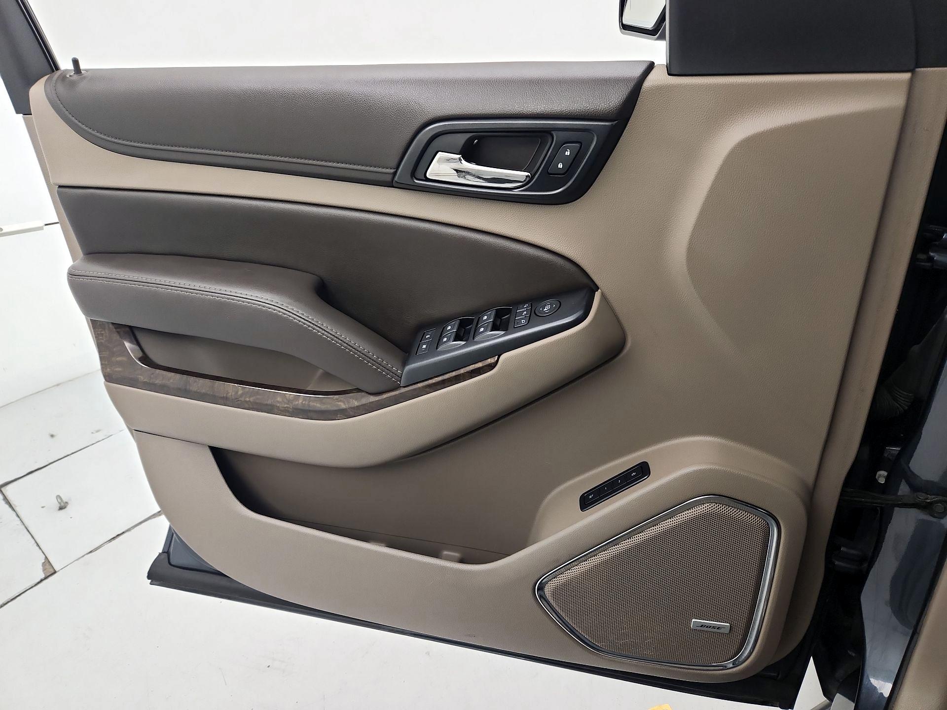 Thumbnail: 2020 Chevrolet Tahoe - 12