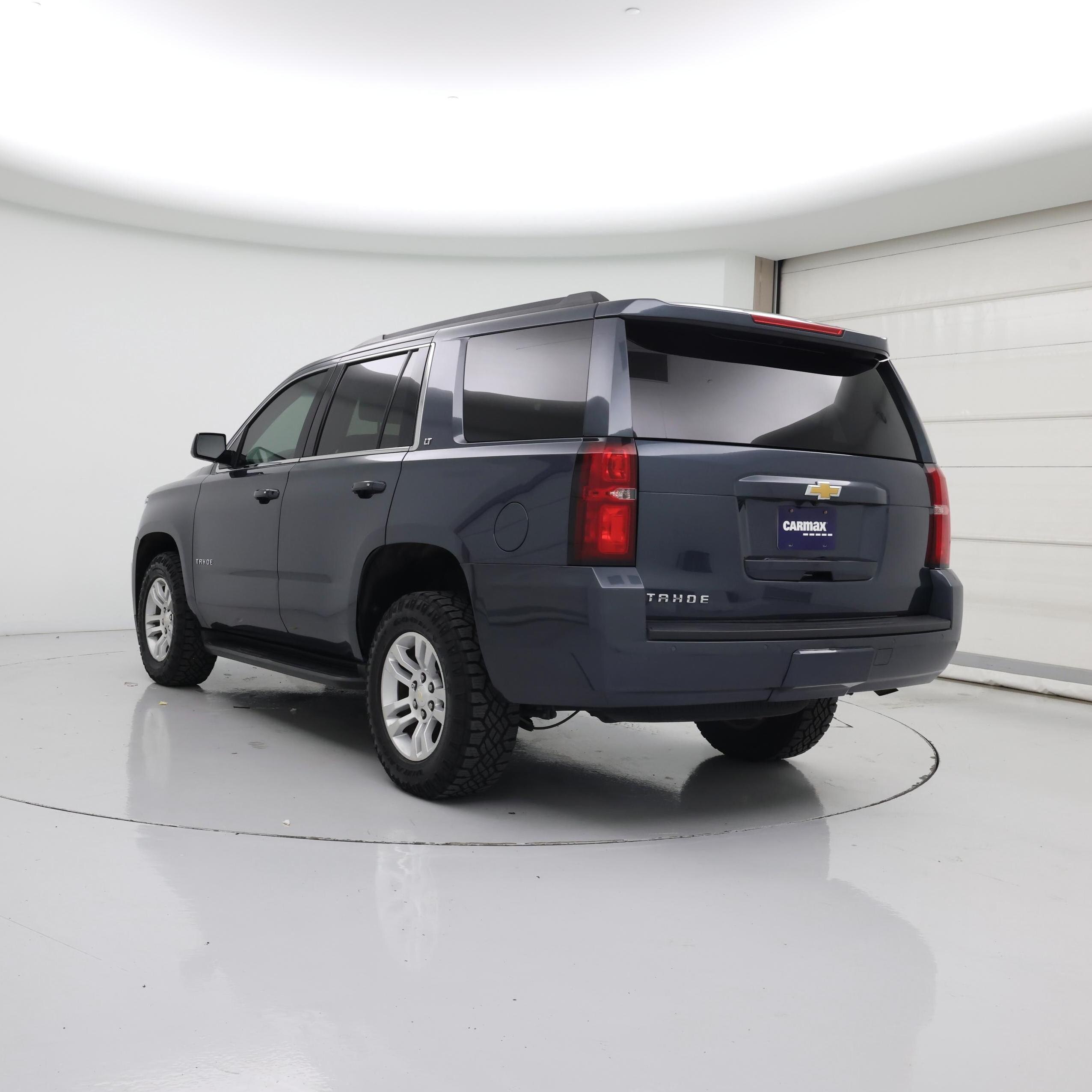 Thumbnail: 2020 Chevrolet Tahoe - 2