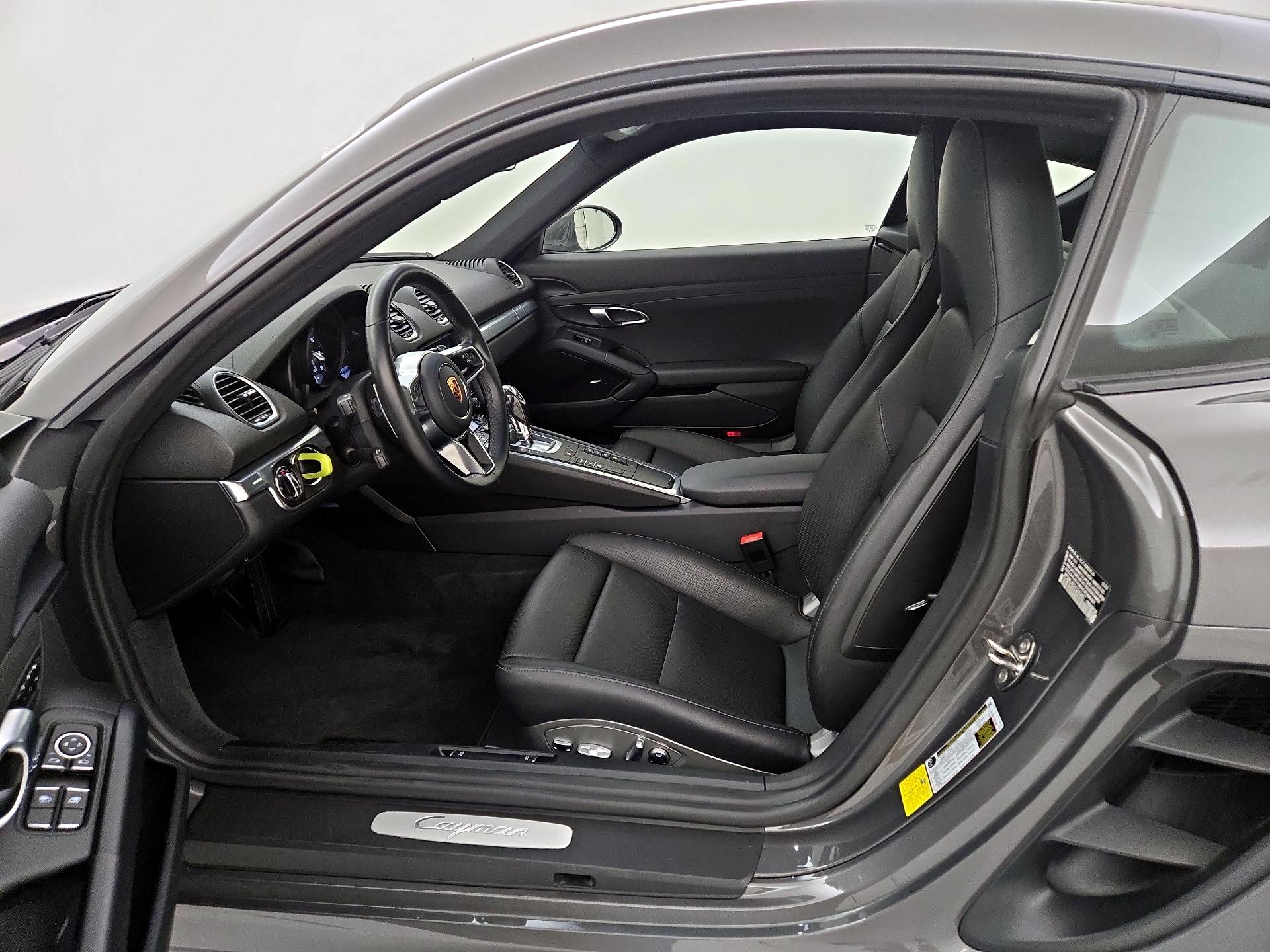 Thumbnail: 2019 Porsche 718 Cayman - 11