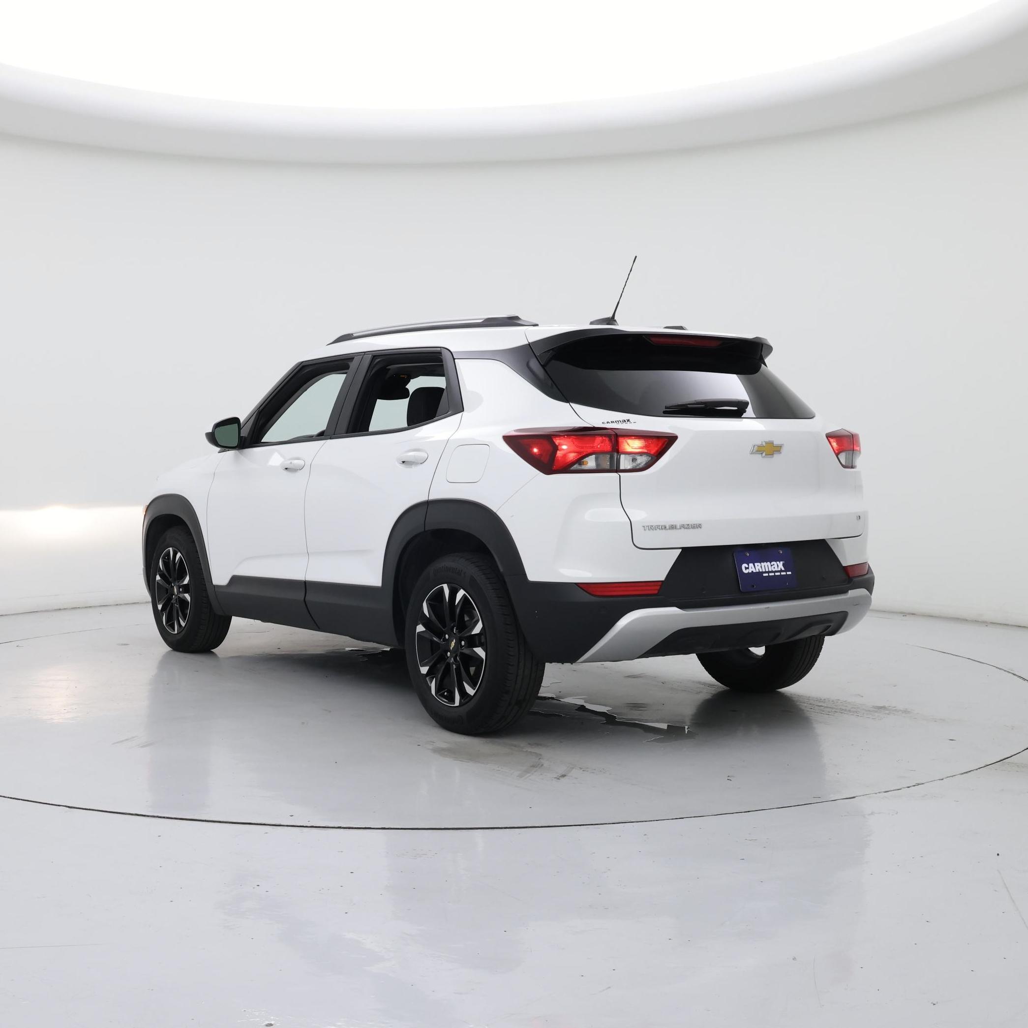Thumbnail: 2022 Chevrolet TrailBlazer - 2