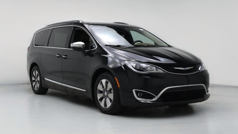 2018 Chrysler Pacifica Hybrid Limited Hero Image