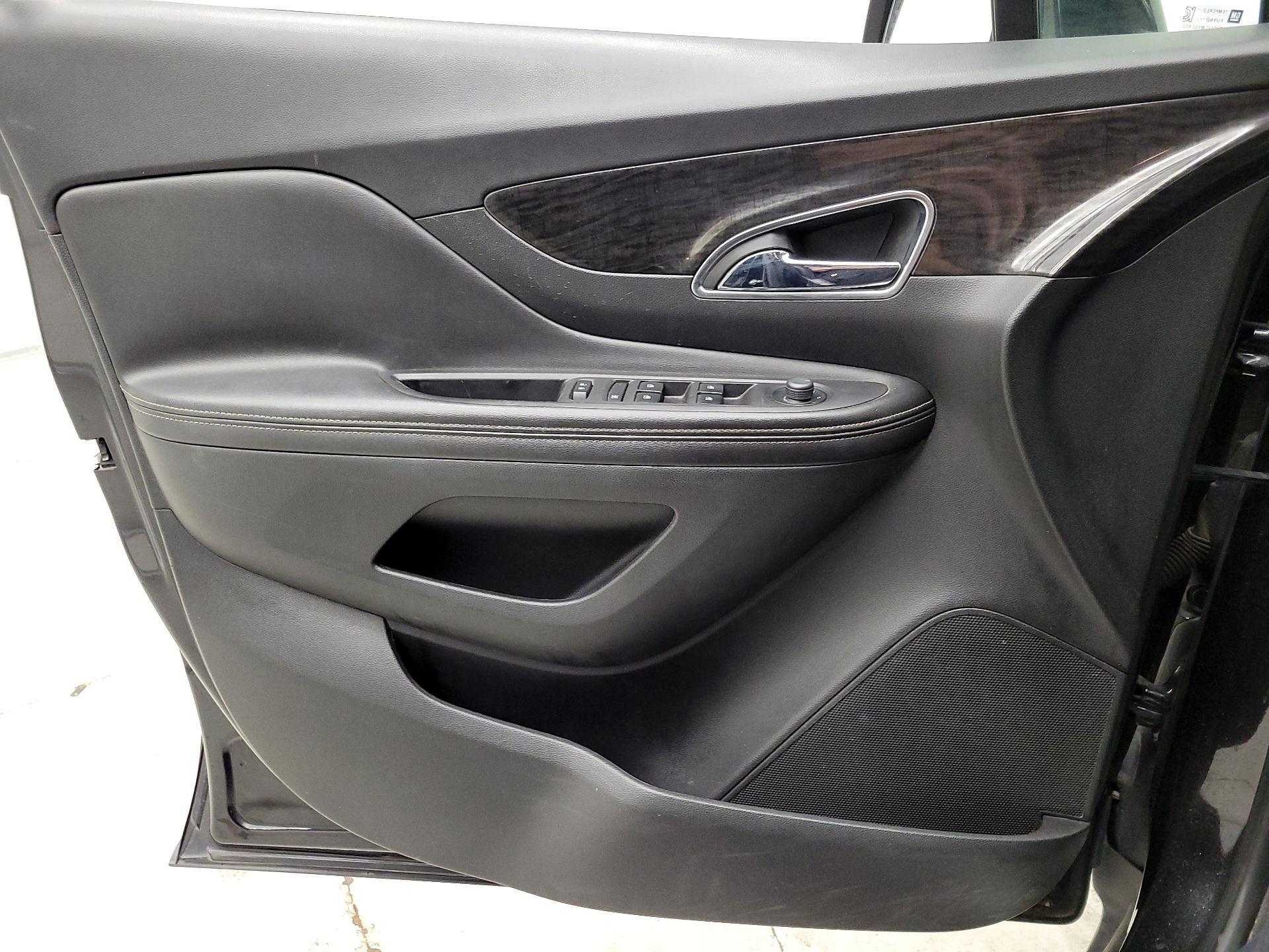 Thumbnail: 2015 Buick Encore - 12