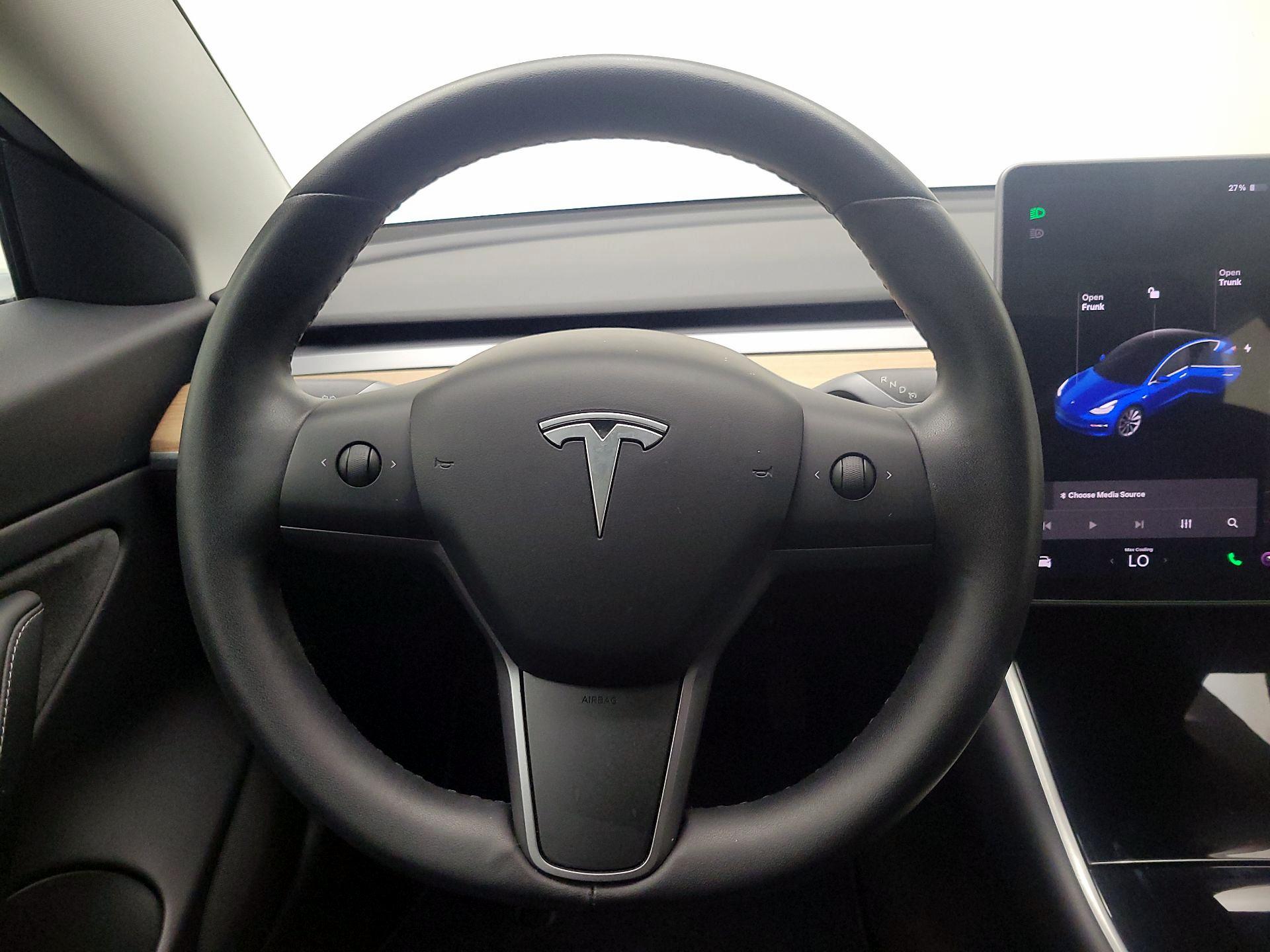 Thumbnail: 2020 Tesla Model 3 - 10