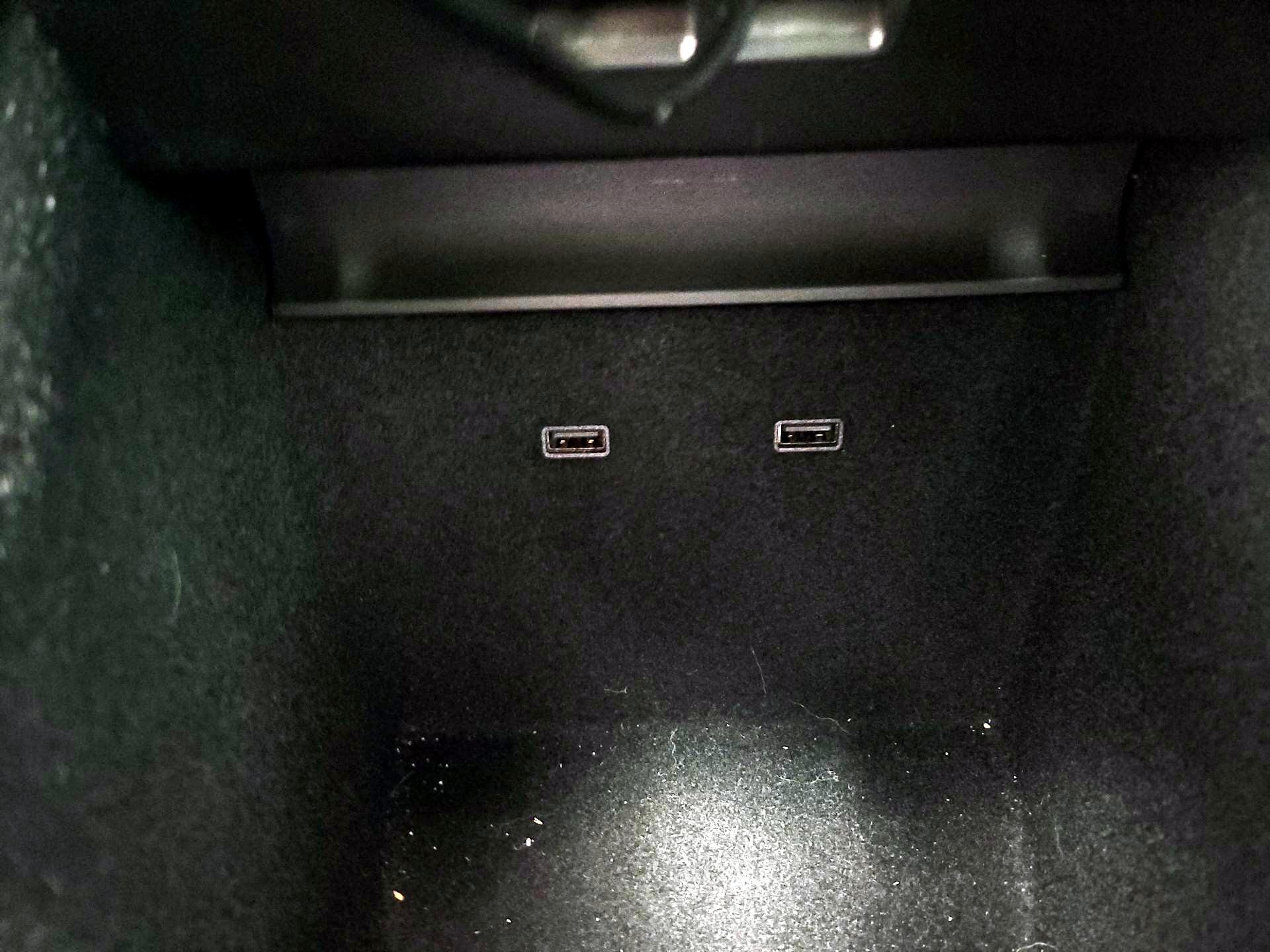 Thumbnail: 2020 Tesla Model 3 - 19