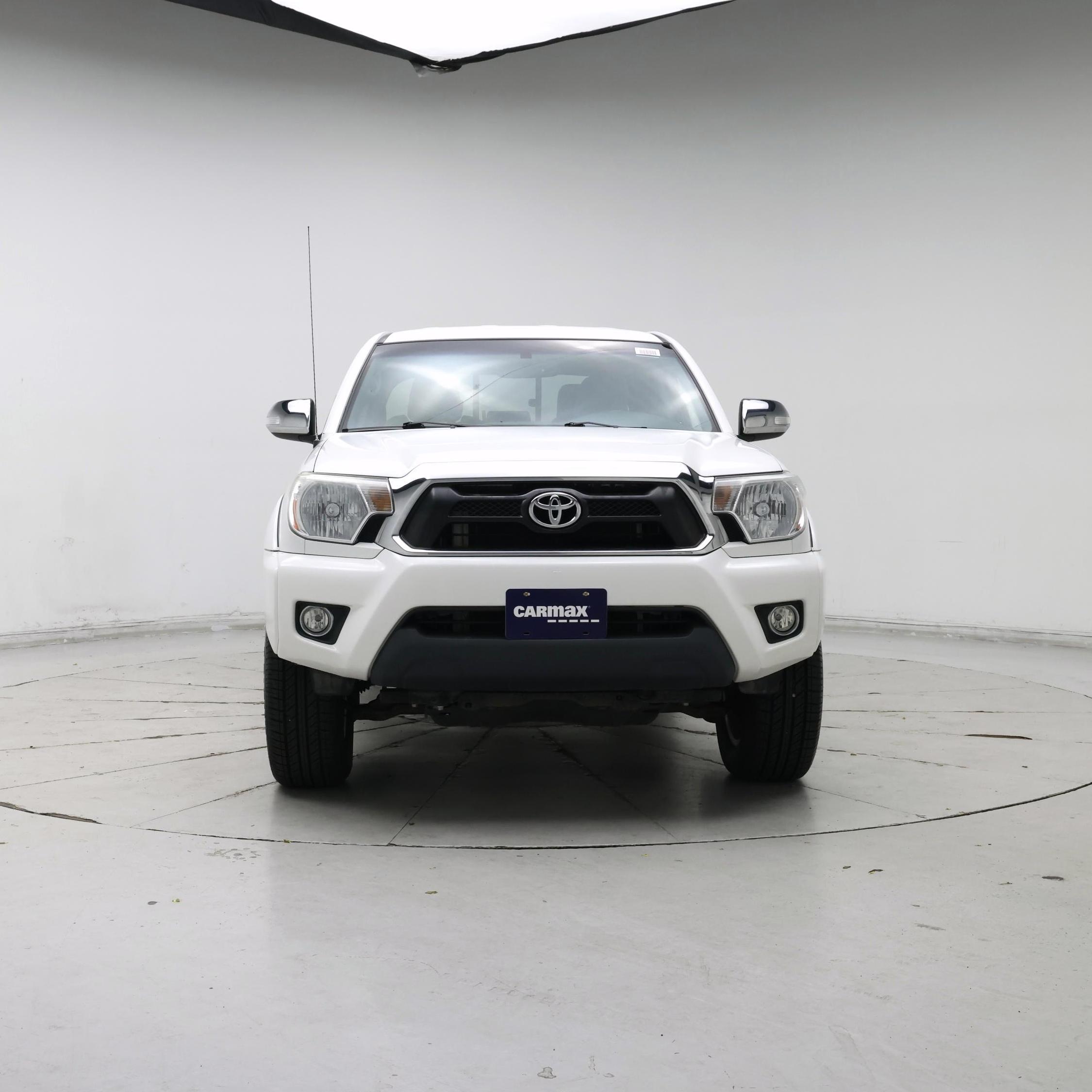 Thumbnail: 2015 Toyota Tacoma - 5