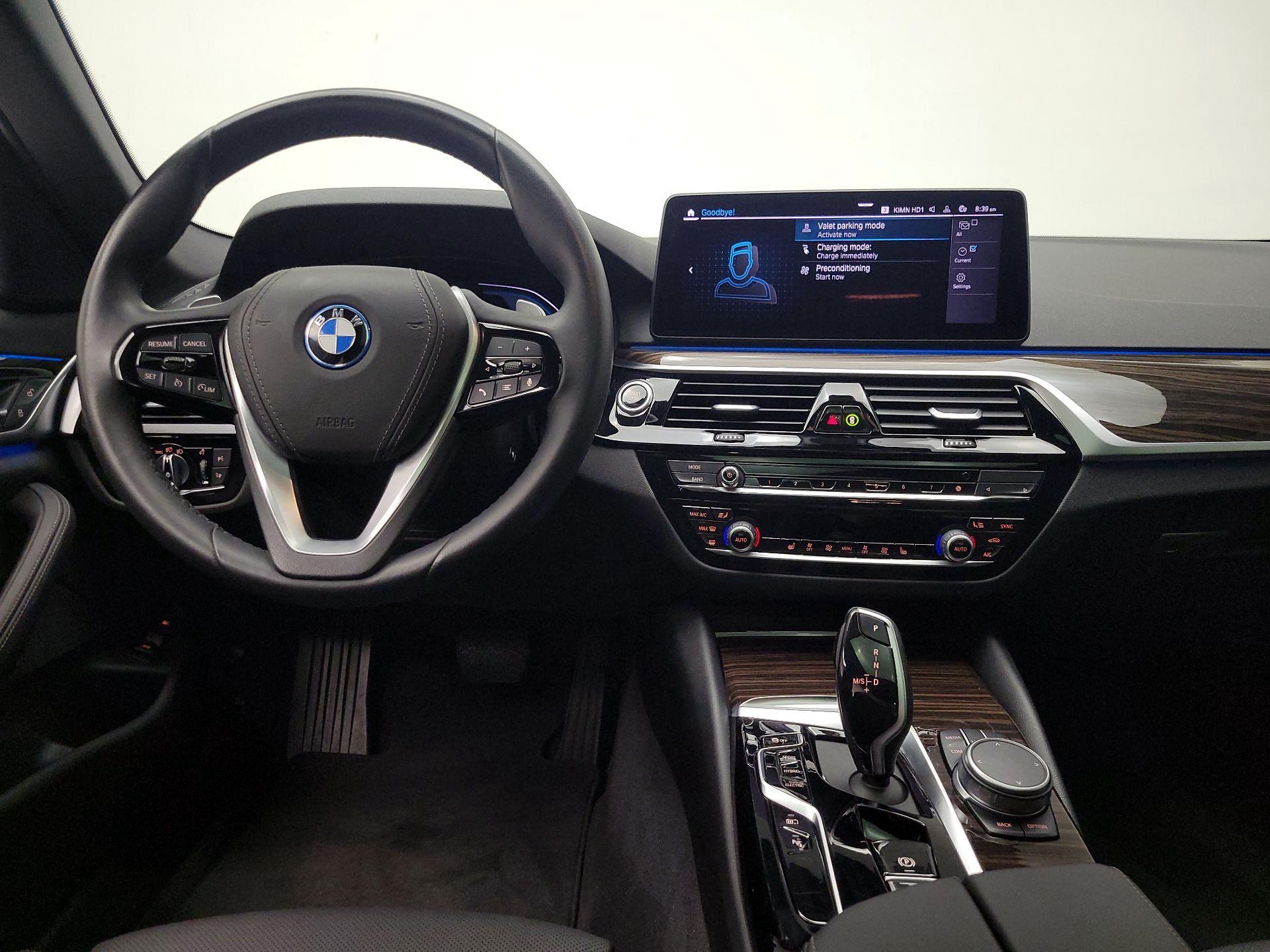 Thumbnail: 2022 BMW 5 Series - 9