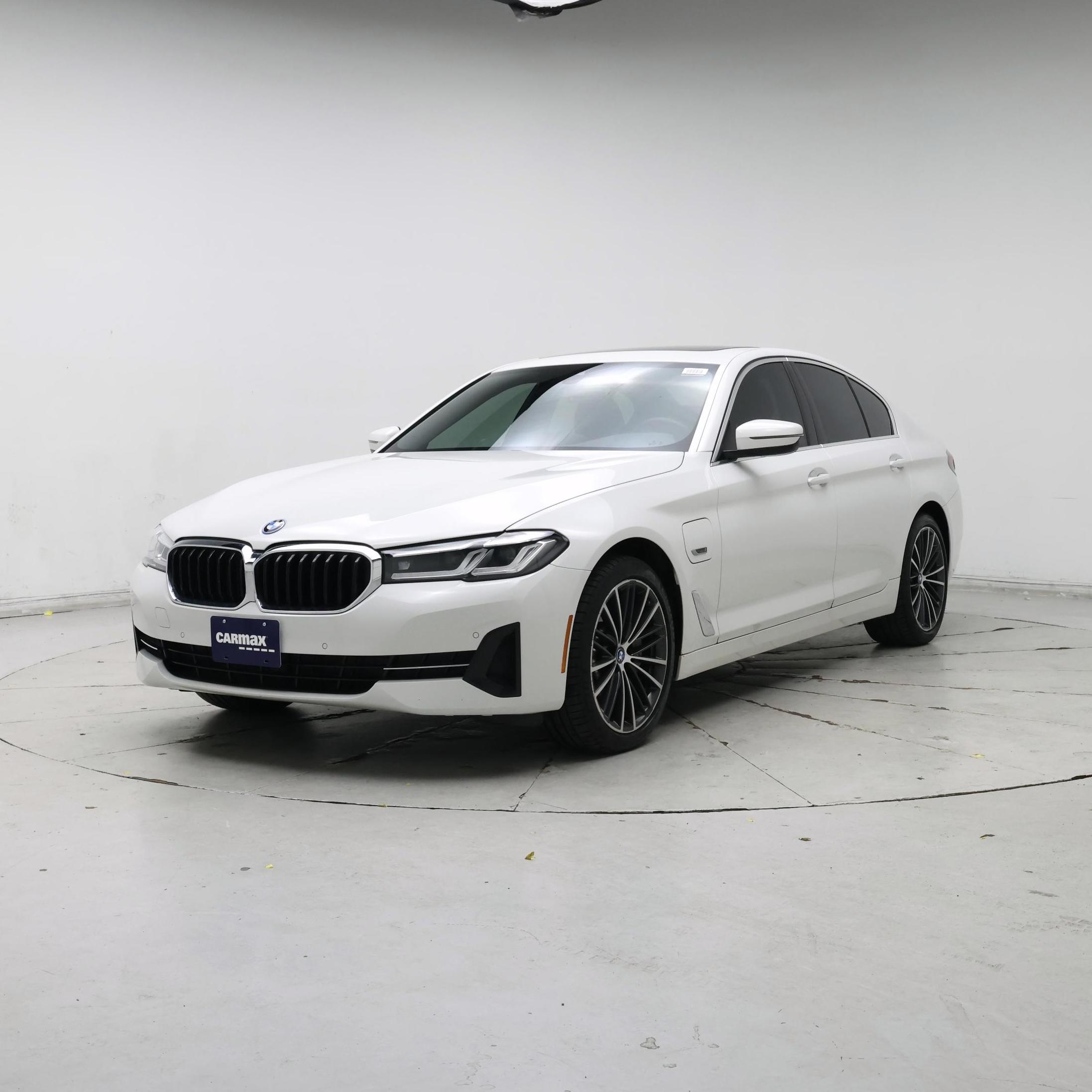Thumbnail: 2022 BMW 5 Series - 4
