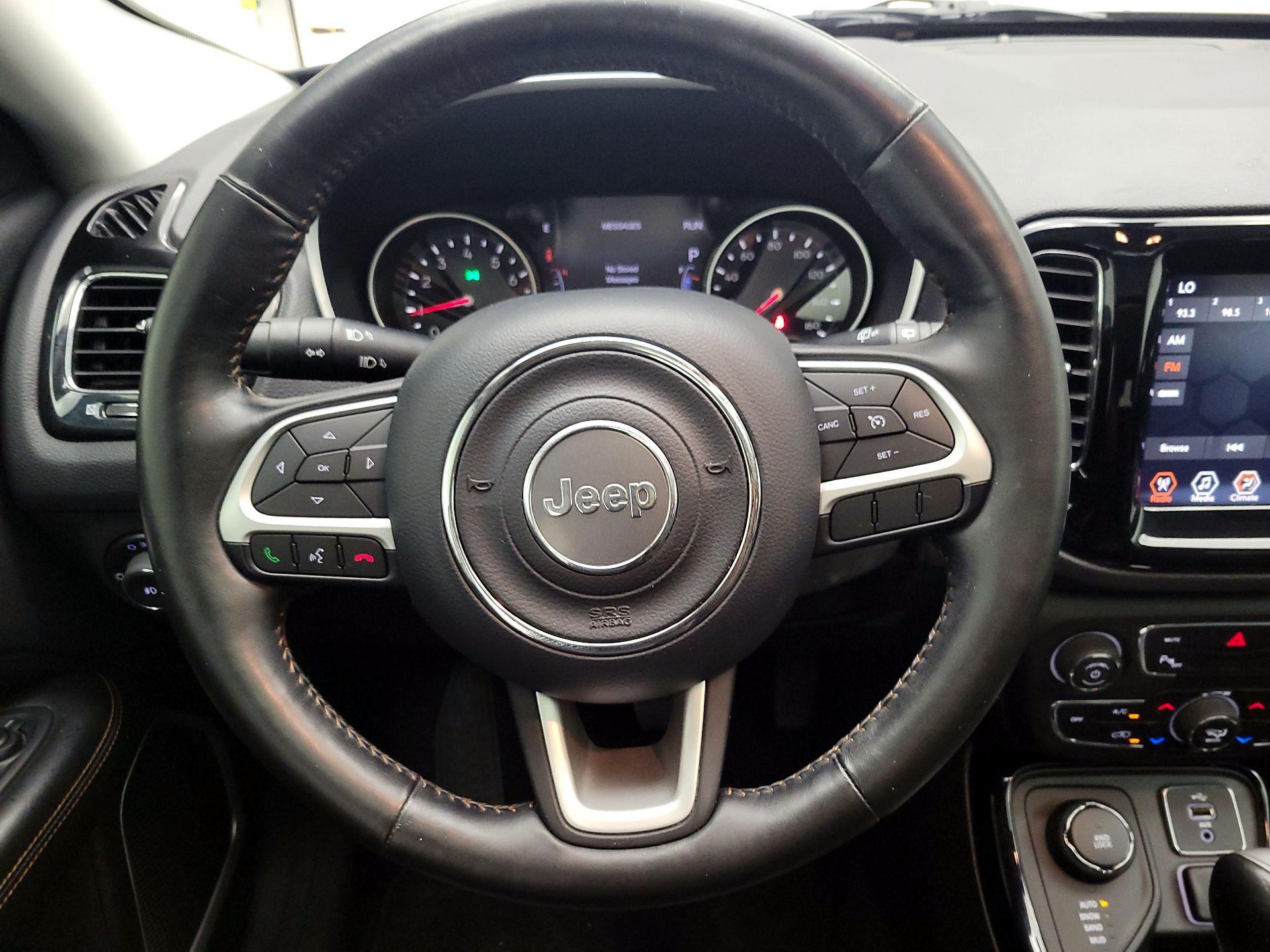Thumbnail: 2018 Jeep Compass - 10