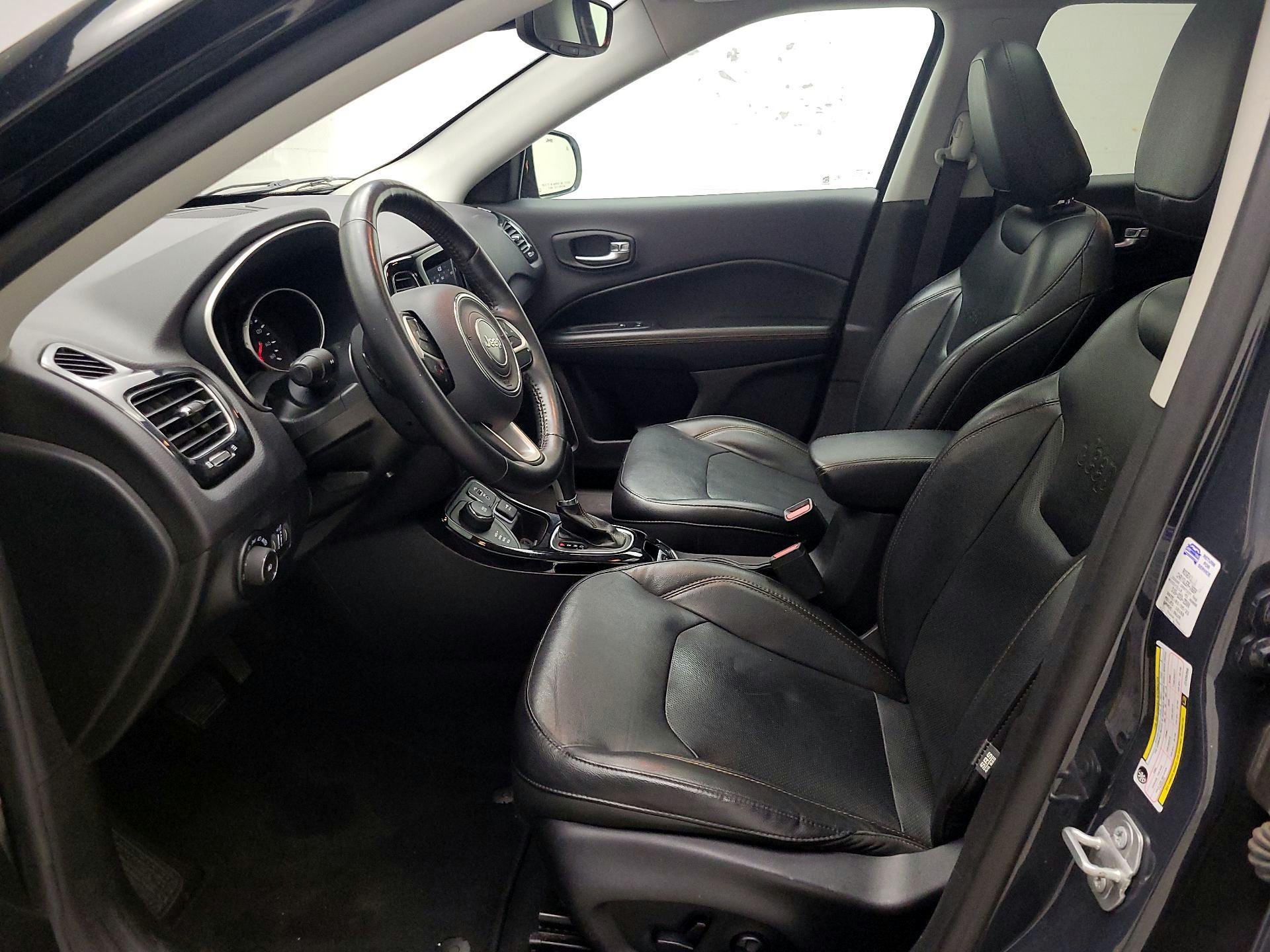 Thumbnail: 2018 Jeep Compass - 11