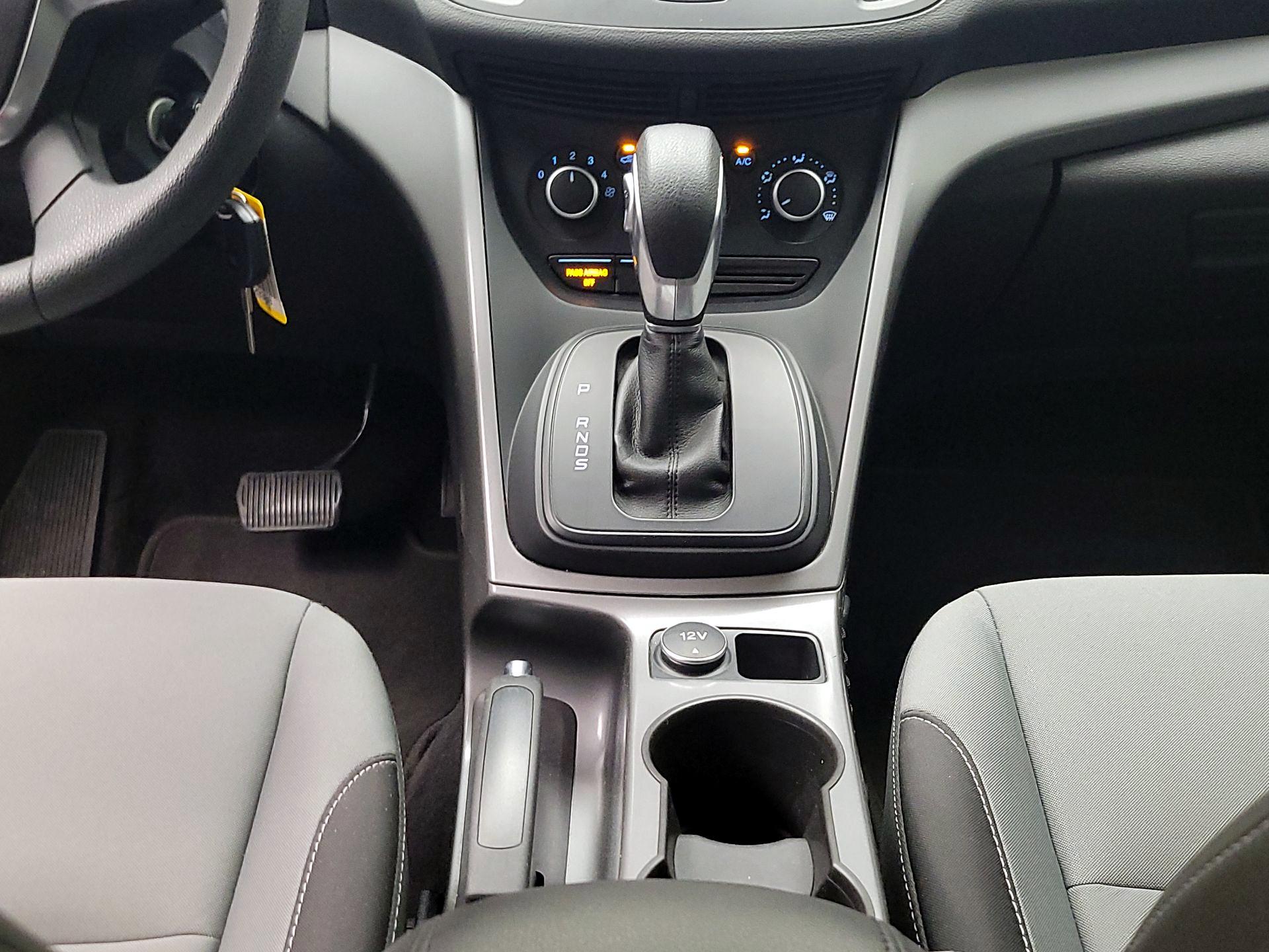 Thumbnail: 2016 Ford Escape - 17