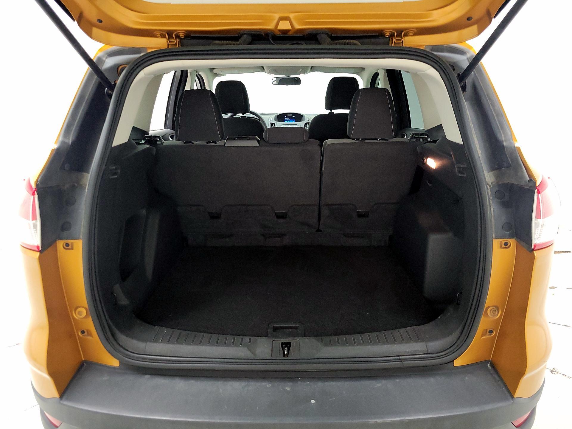 Thumbnail: 2016 Ford Escape - 19