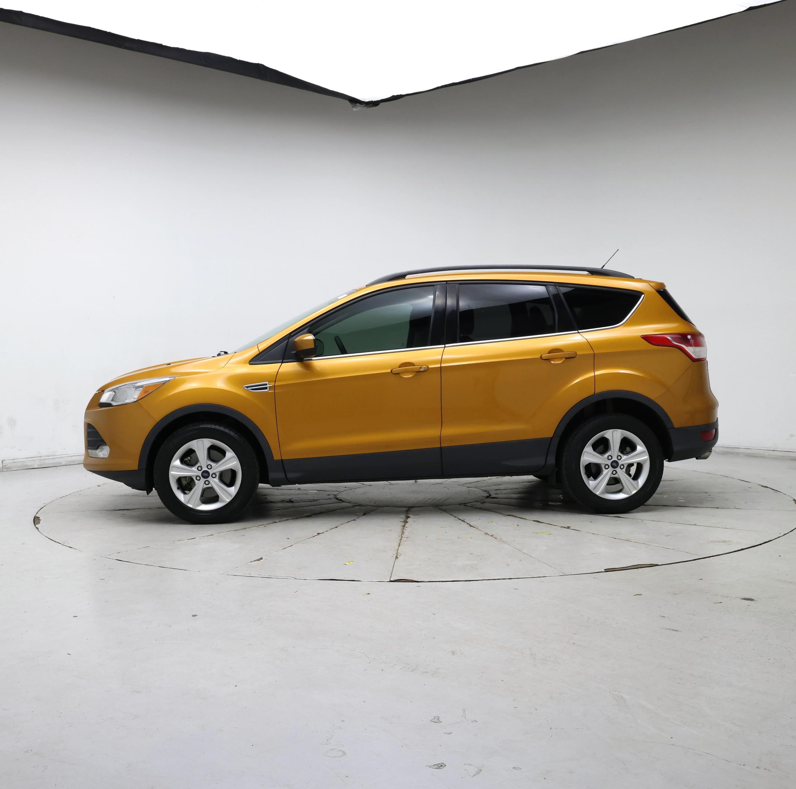 Thumbnail: 2016 Ford Escape - 3