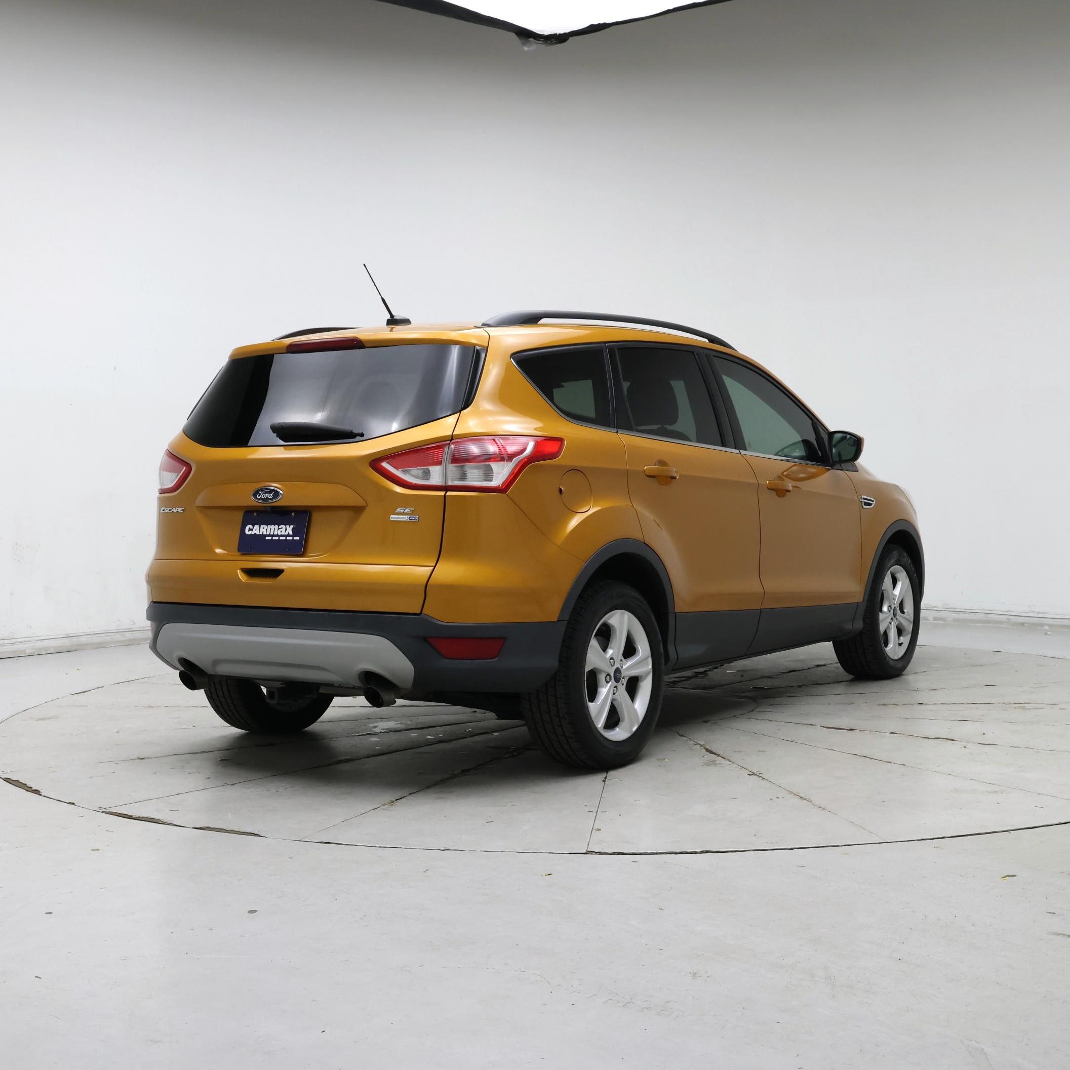 Thumbnail: 2016 Ford Escape - 8