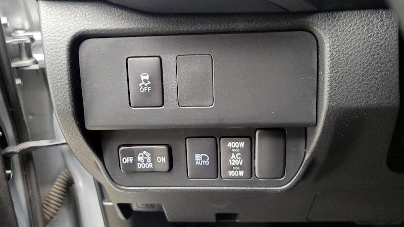 2022 Toyota Tacoma TRD Off-Road 13