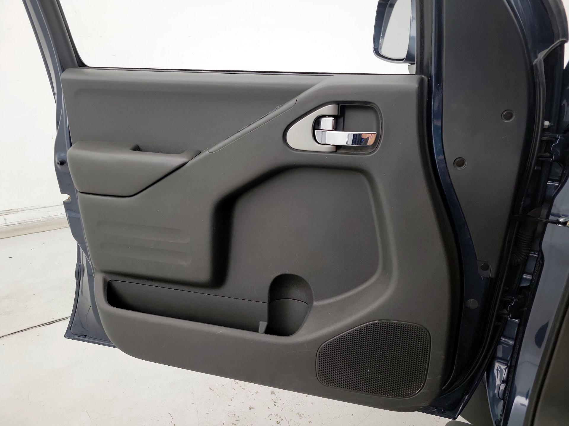 Thumbnail: 2016 Nissan Frontier - 12