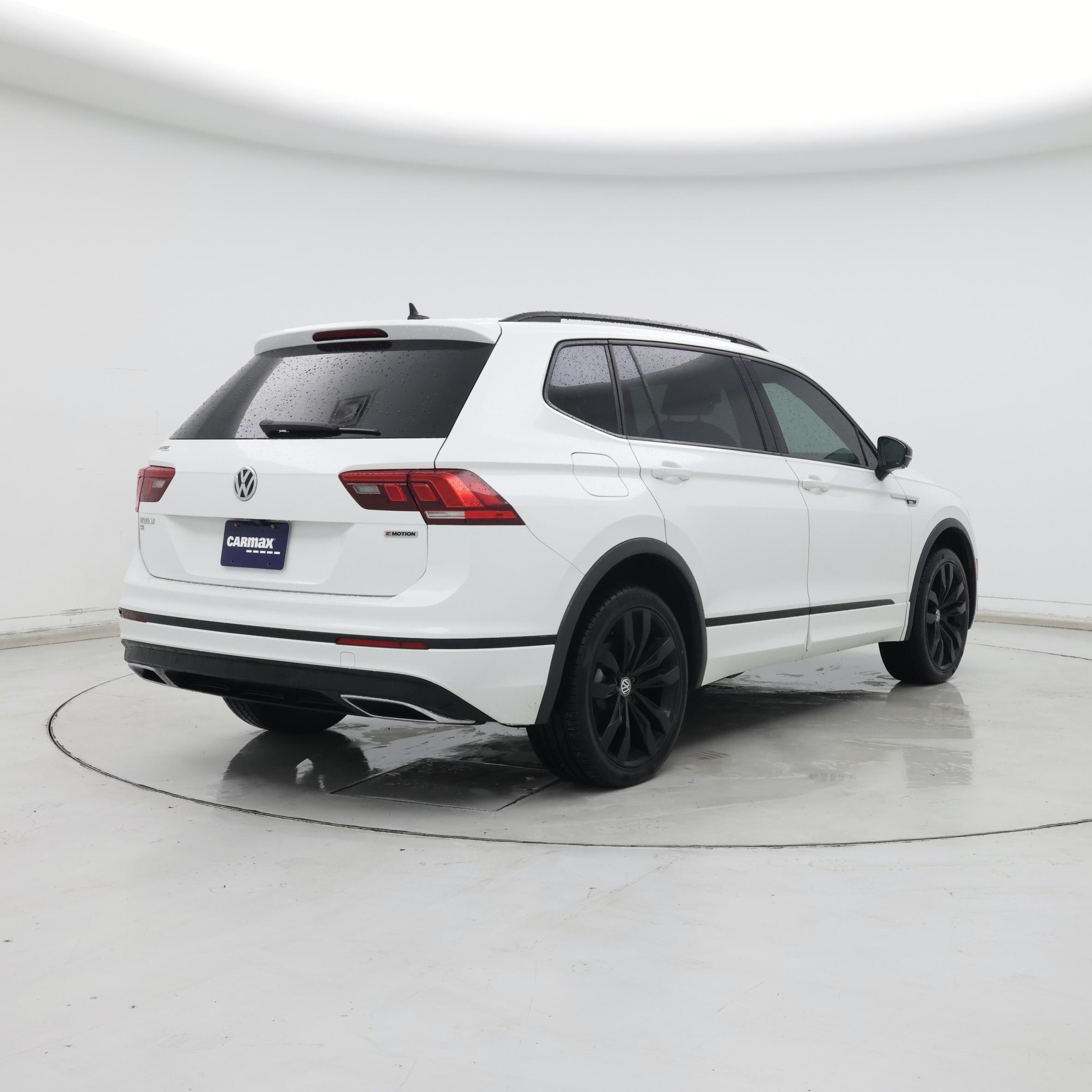 Thumbnail: 2020 Volkswagen Tiguan - 8
