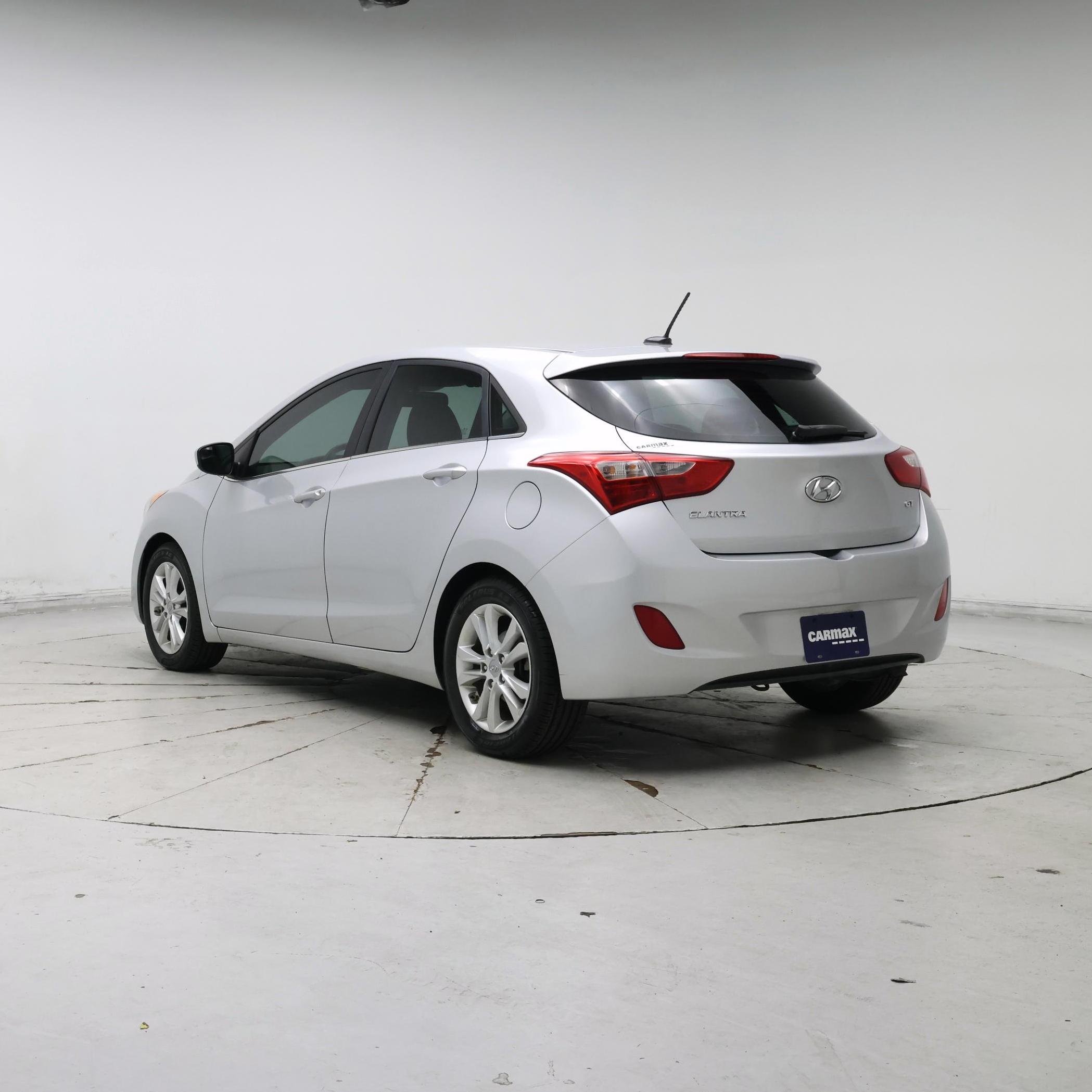 Thumbnail: 2014 Hyundai Elantra - 2