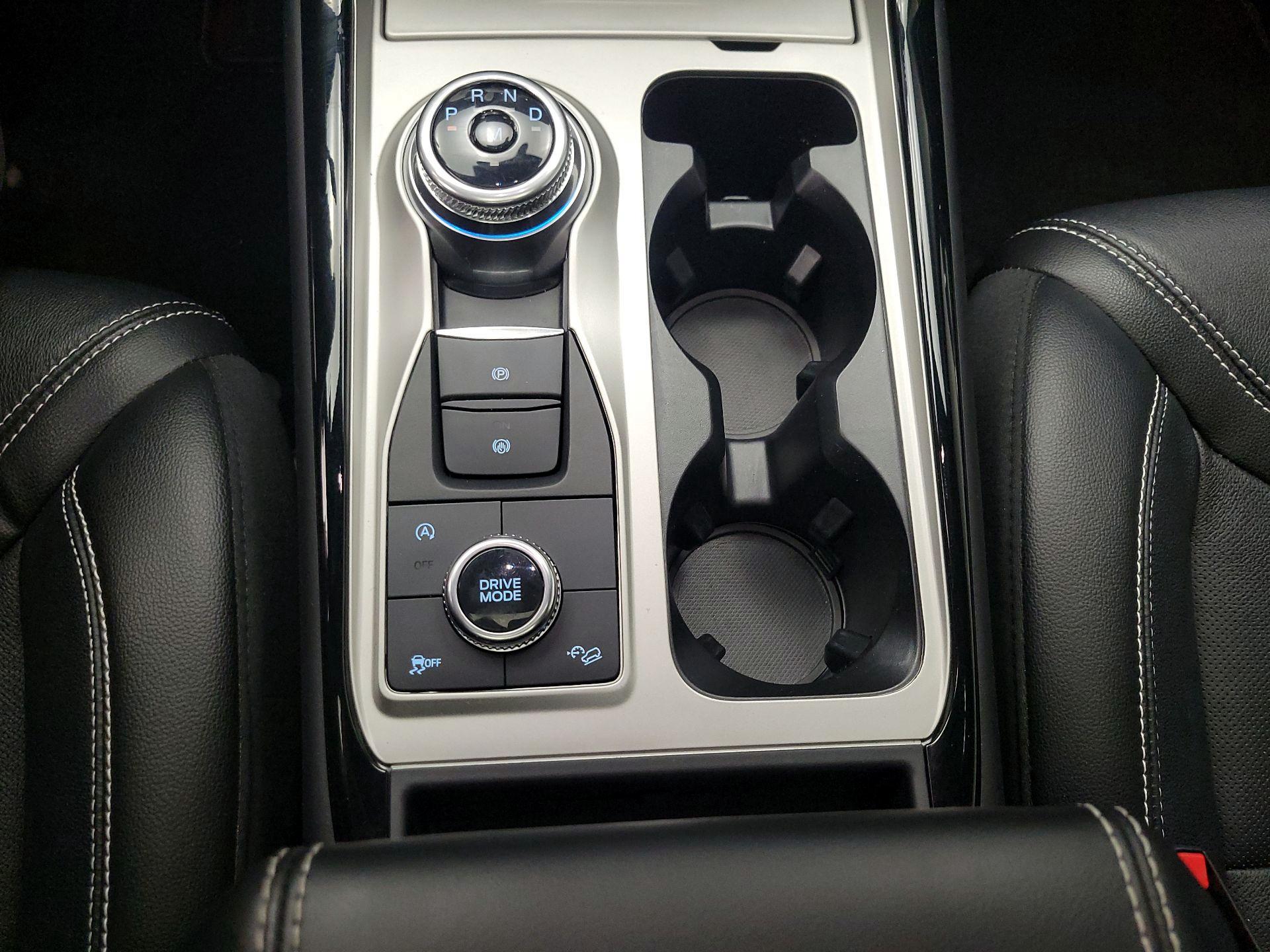 Thumbnail: 2023 Ford Explorer - 18
