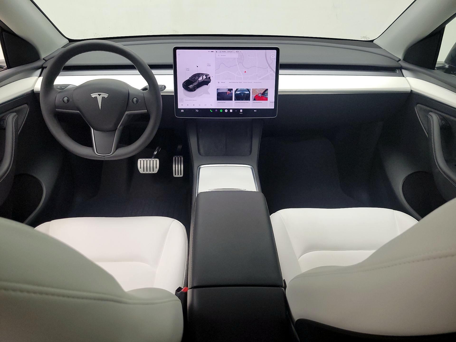 Thumbnail: 2025 Tesla Model Y - 9