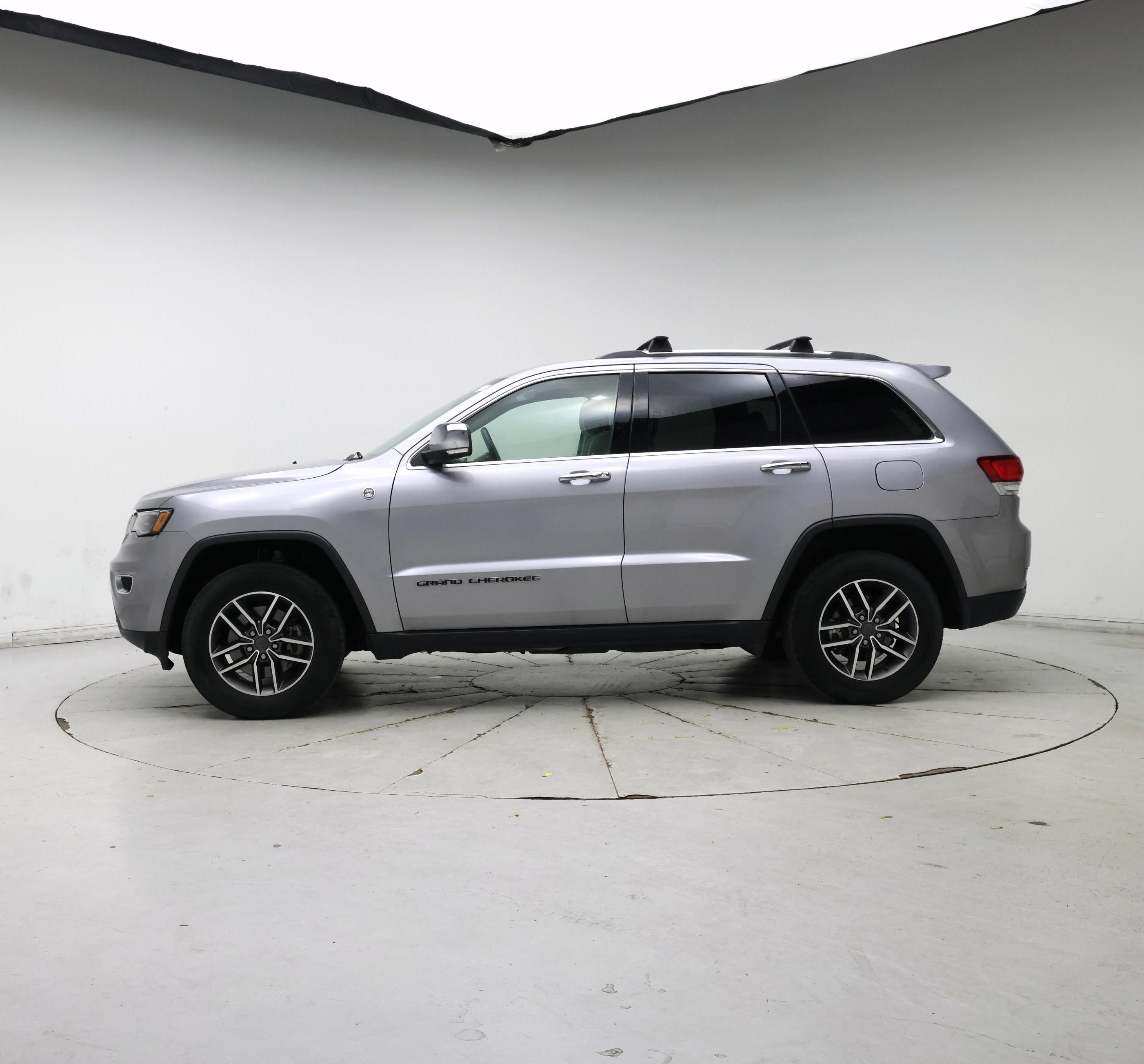 Thumbnail: 2021 Jeep Grand Cherokee - 3