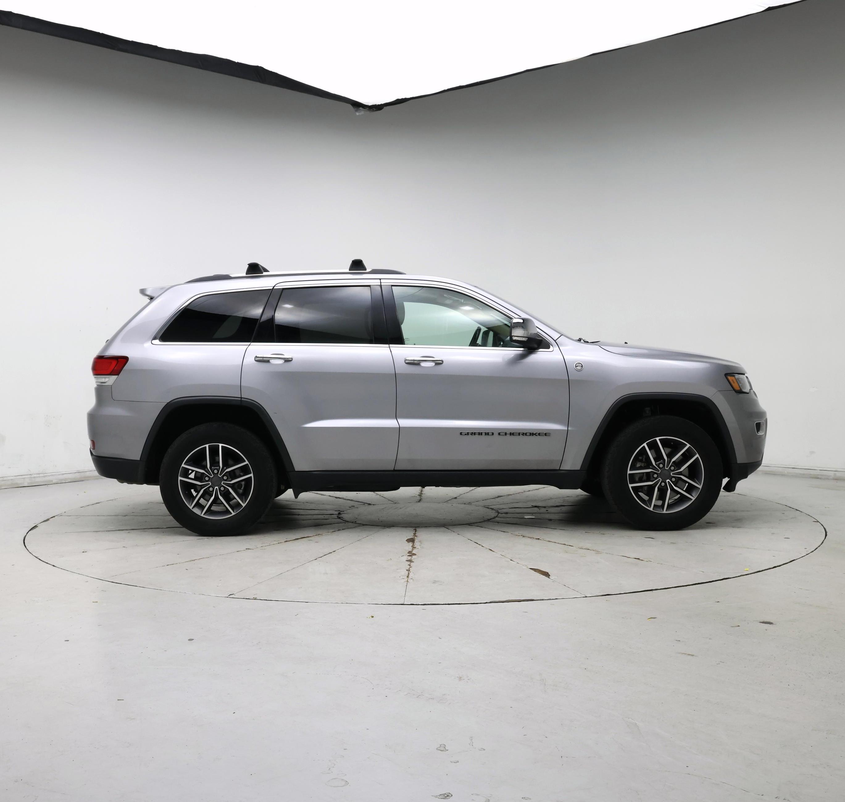 Thumbnail: 2021 Jeep Grand Cherokee - 7