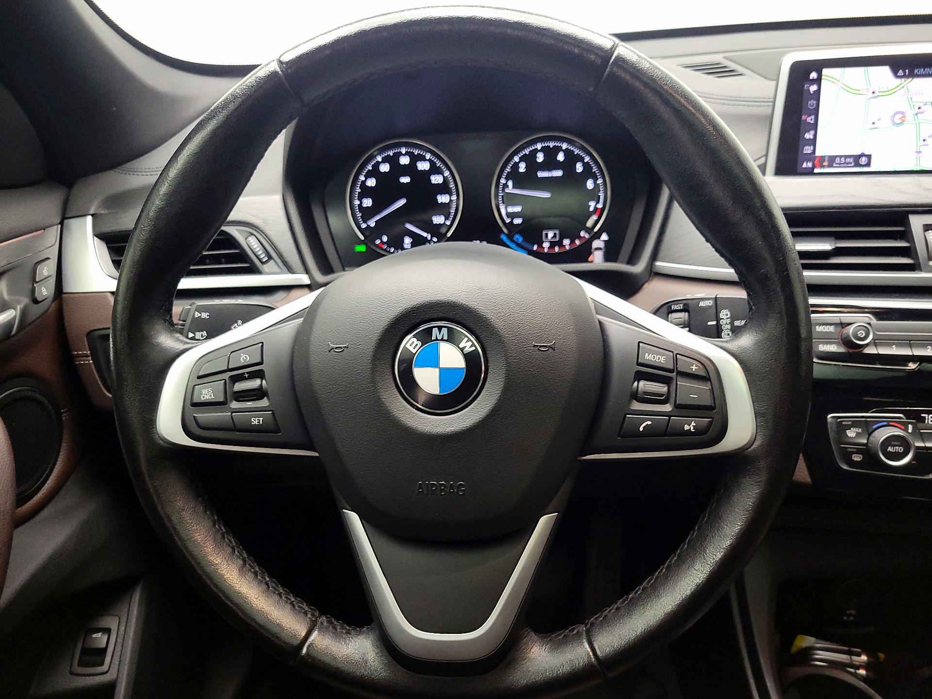Thumbnail: 2021 BMW X1 - 10