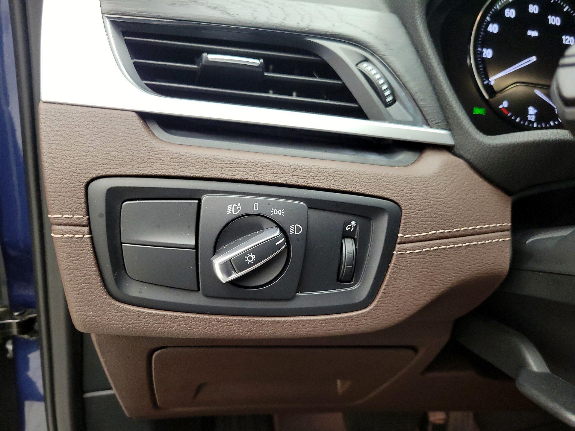 Thumbnail: 2021 BMW X1 - 13