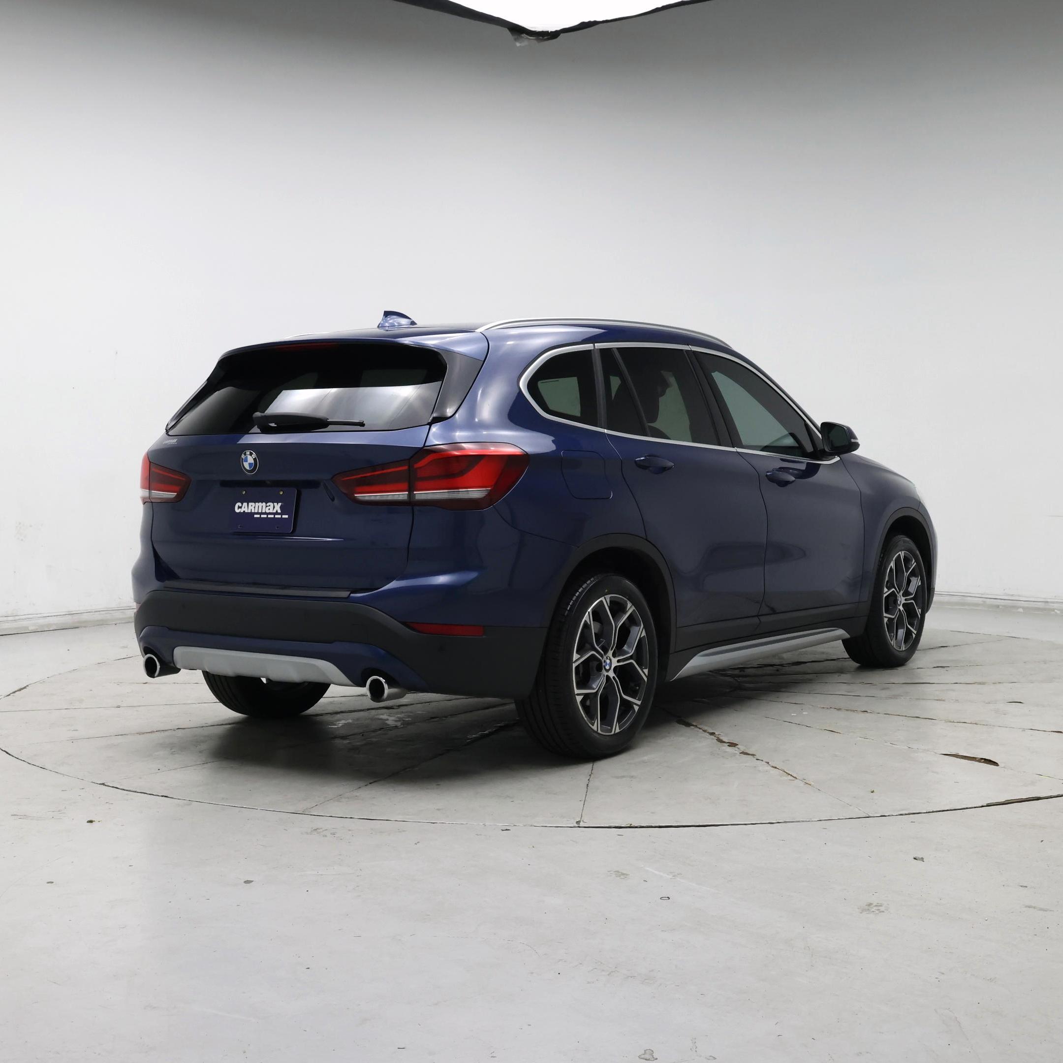 Thumbnail: 2021 BMW X1 - 8