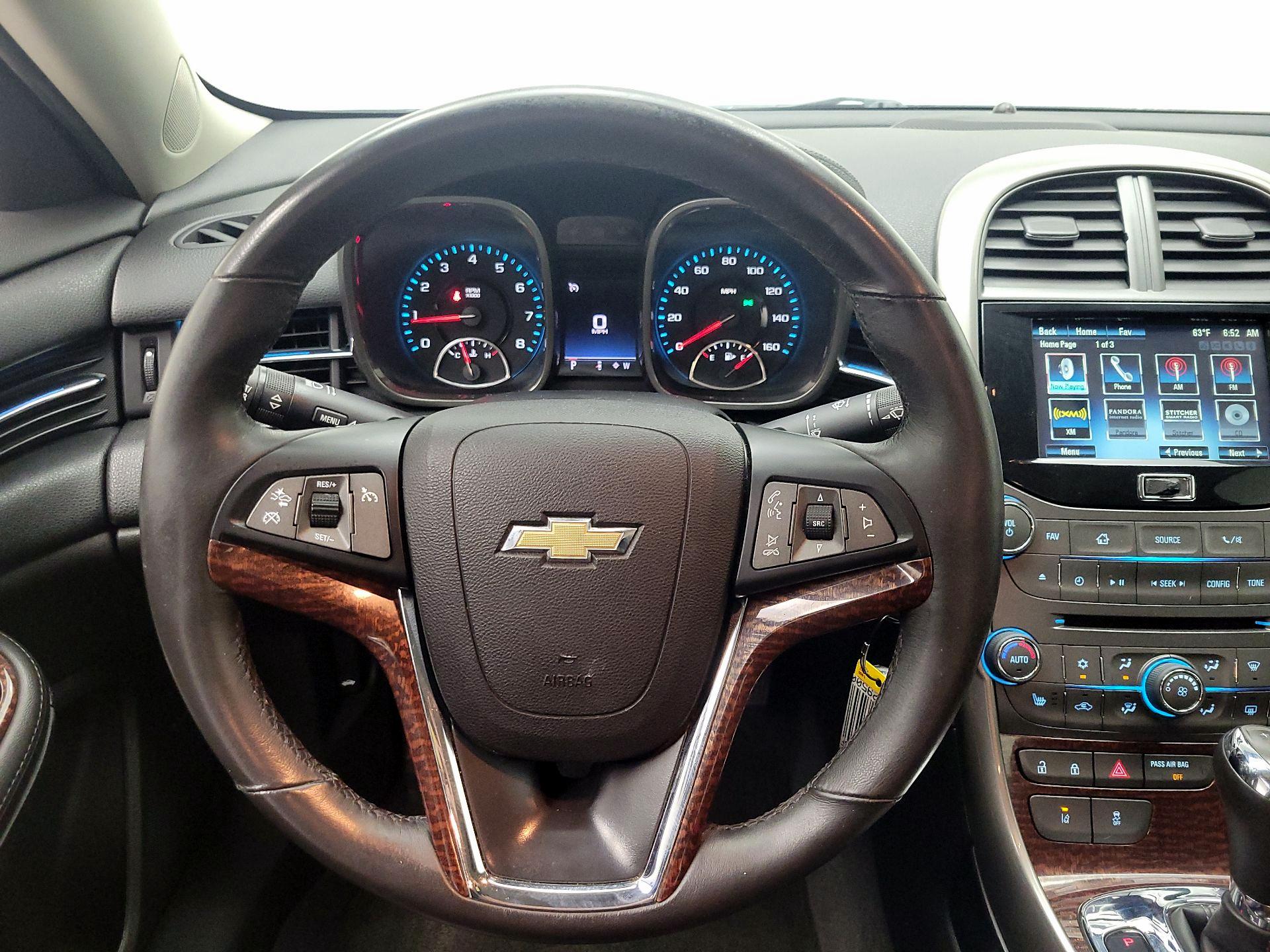 Thumbnail: 2013 Chevrolet Malibu - 10